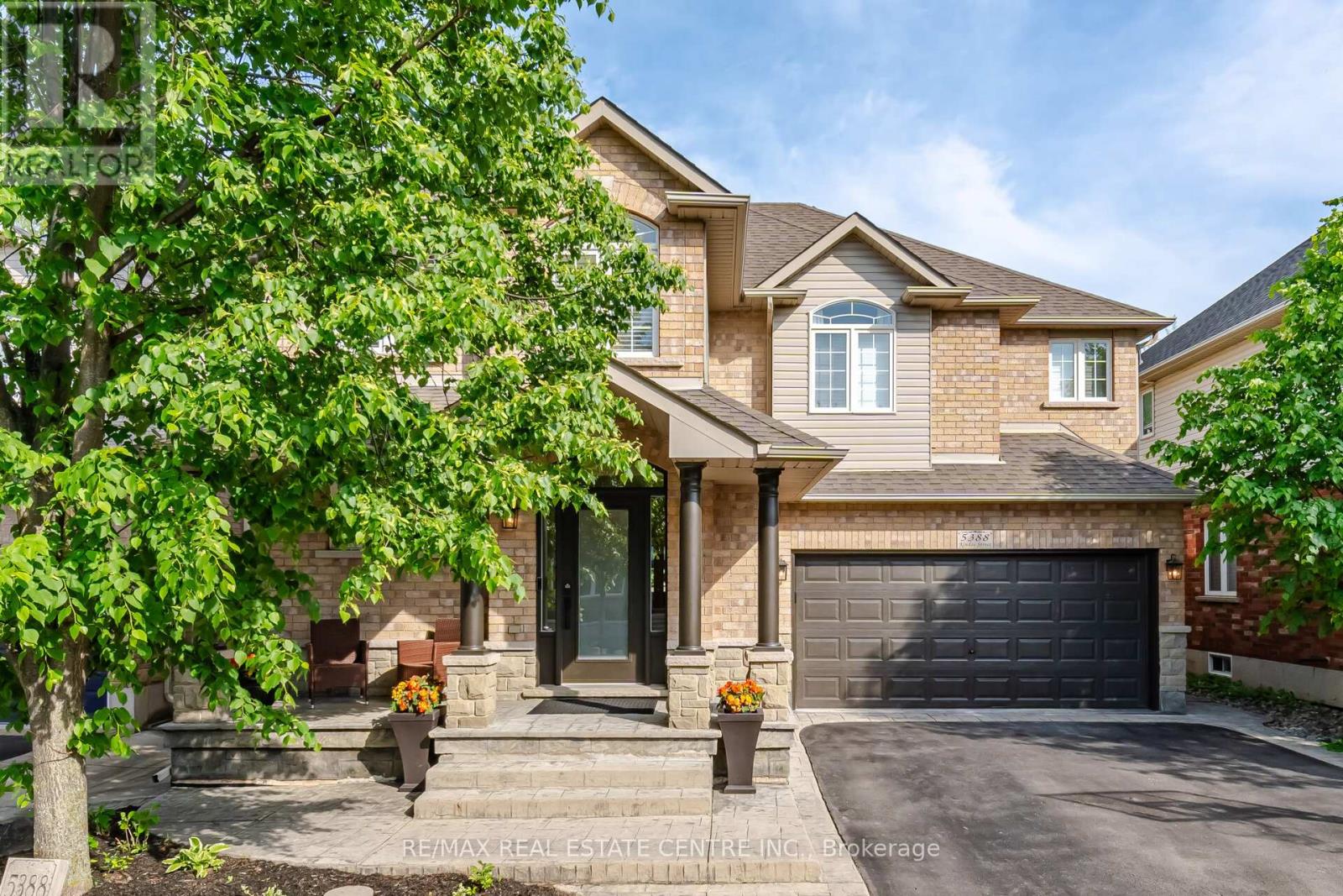 5388 Kindos Street, Burlington, Ontario  L7L 7M6 - Photo 2 - W13214802