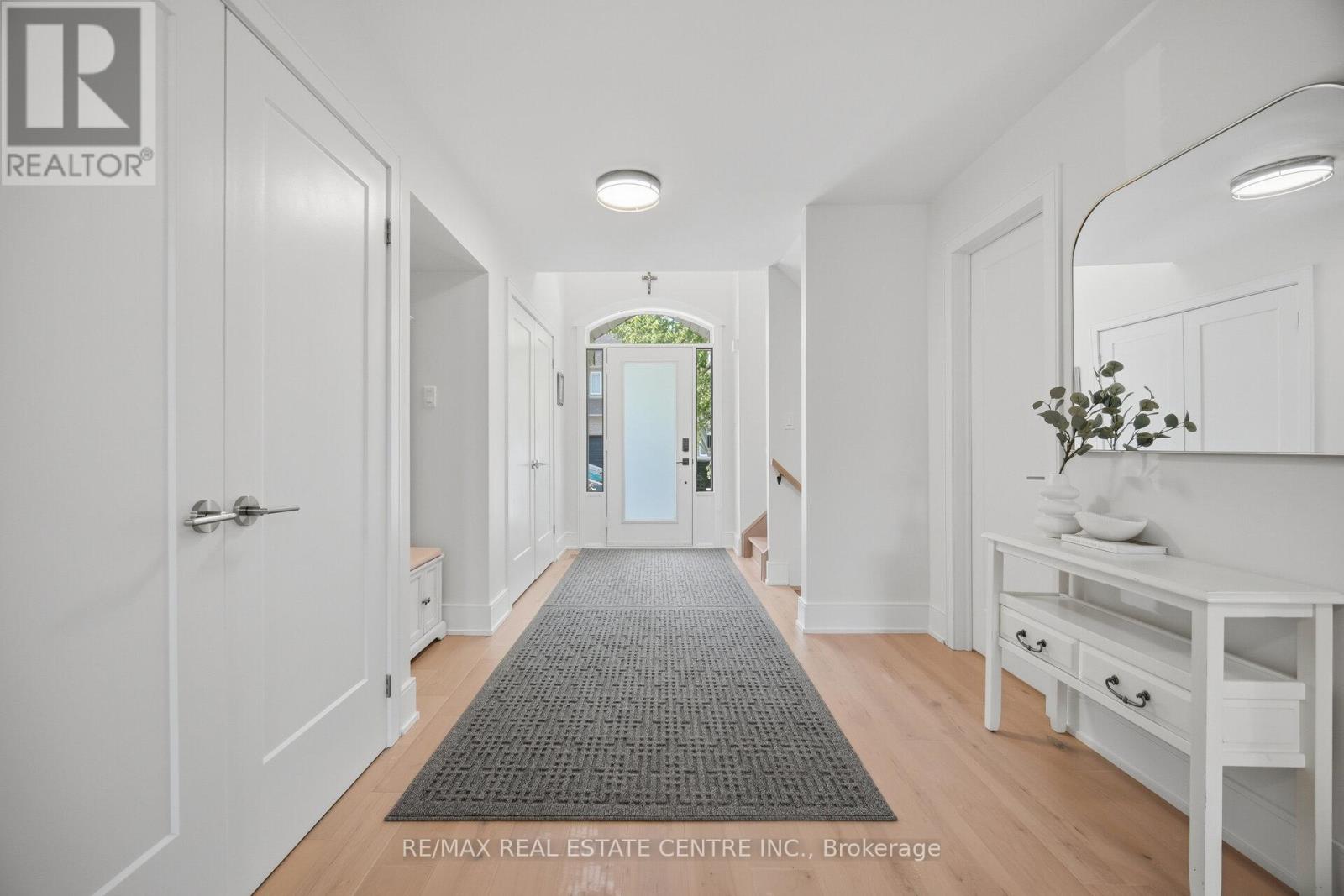 5388 Kindos Street, Burlington, Ontario  L7L 7M6 - Photo 5 - W13214802