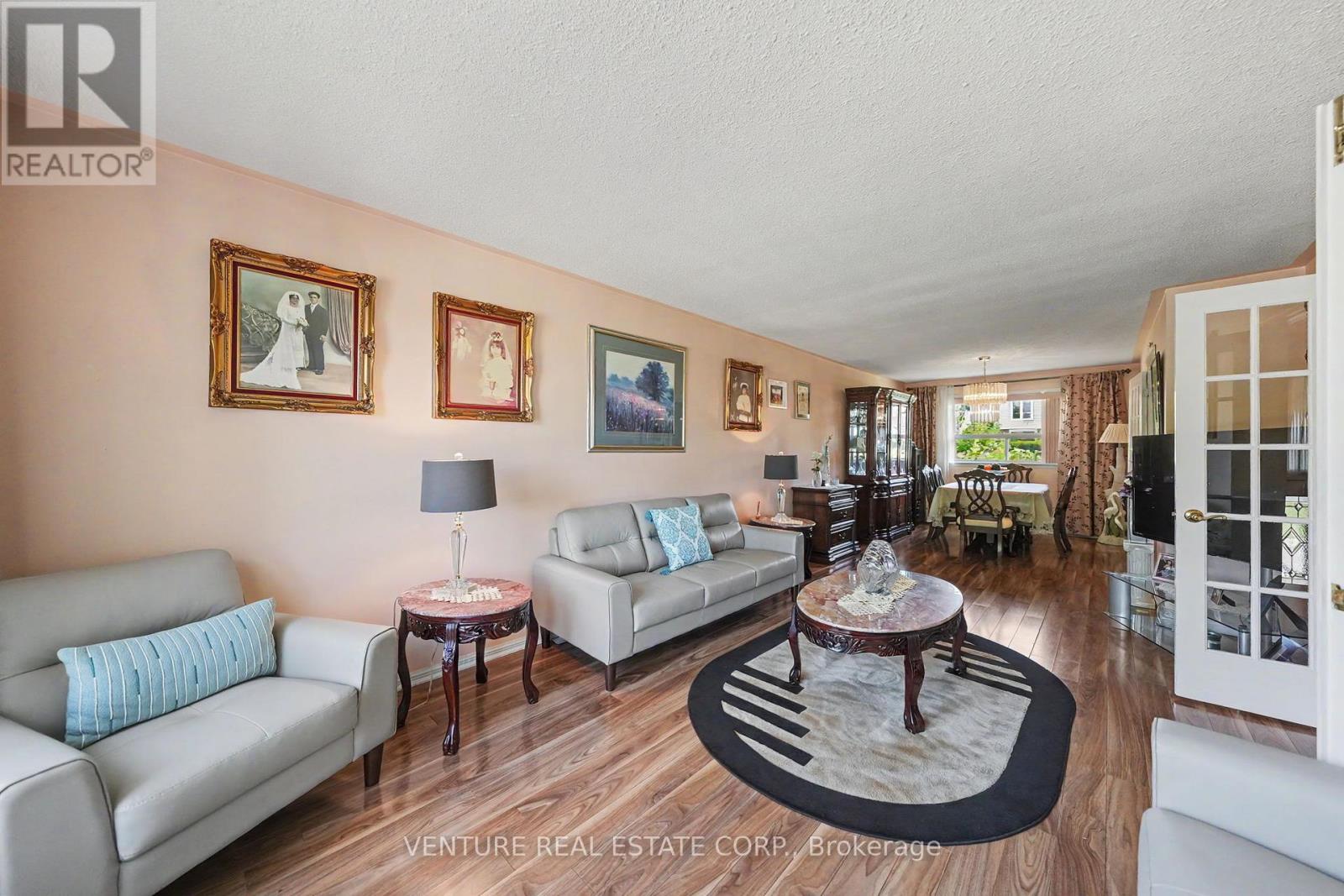 346 Centre Street N, Brampton, Ontario  L6V 3B5 - Photo 14 - W13214836