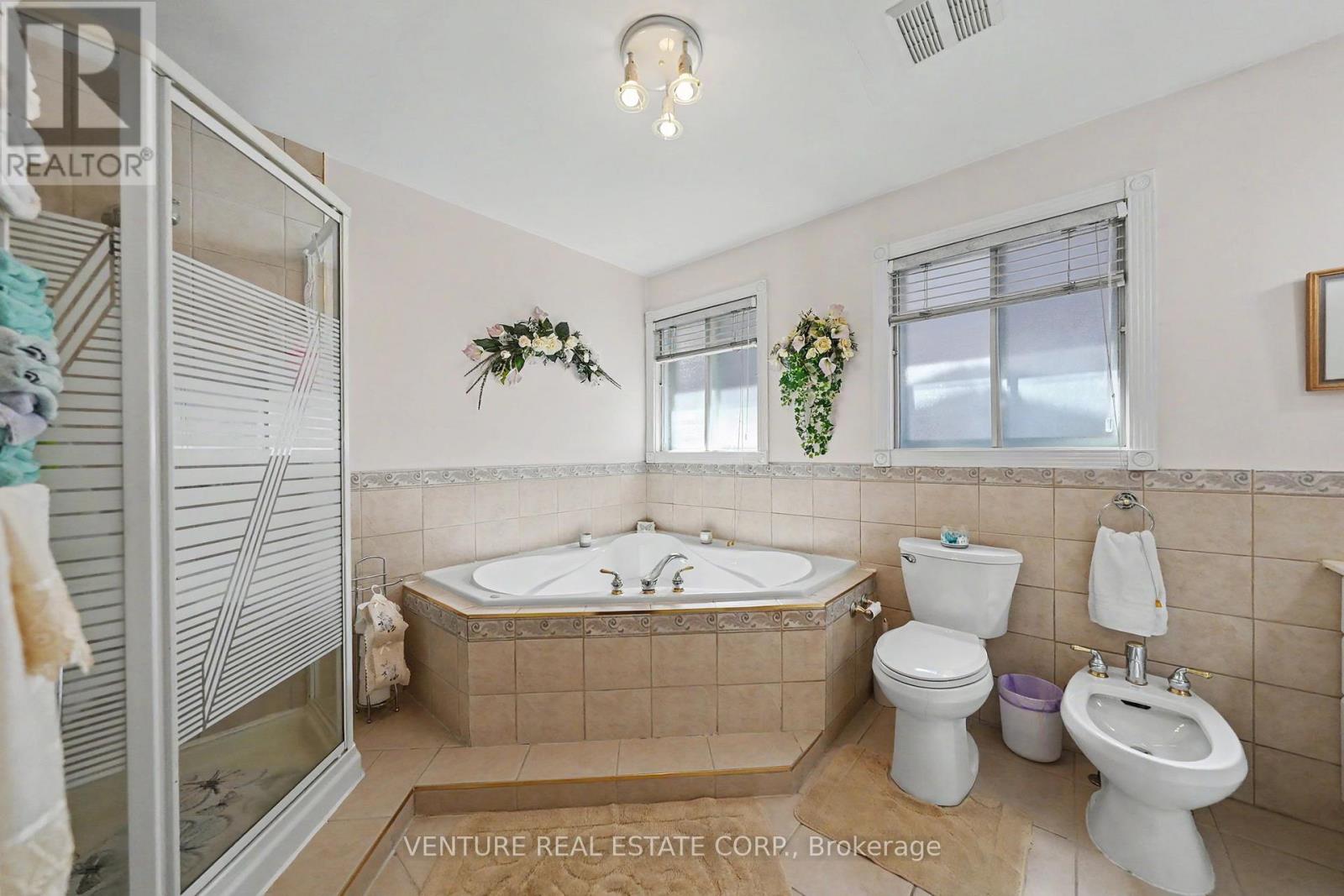 346 Centre Street N, Brampton, Ontario  L6V 3B5 - Photo 27 - W13214836