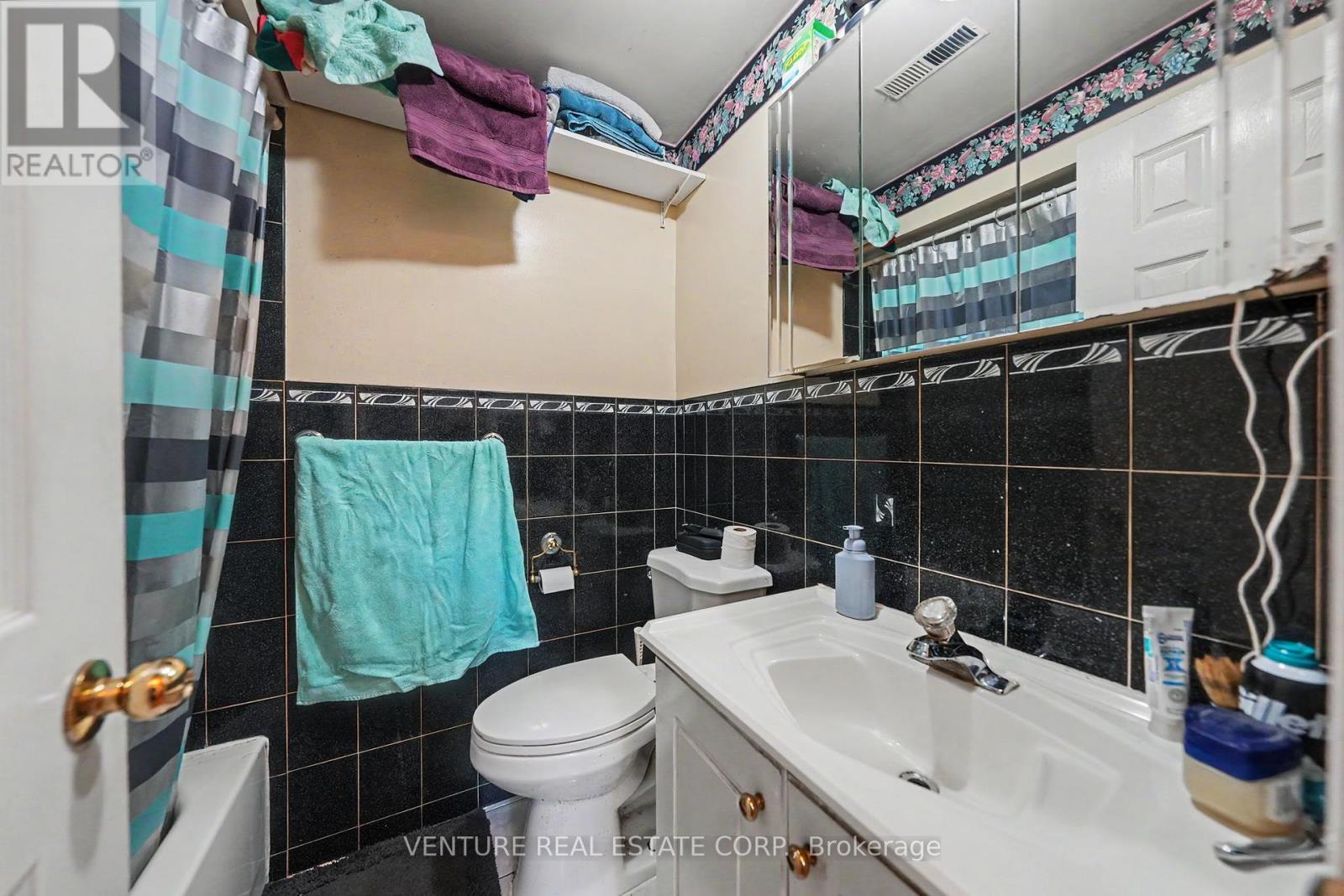 346 Centre Street N, Brampton, Ontario  L6V 3B5 - Photo 34 - W13214836