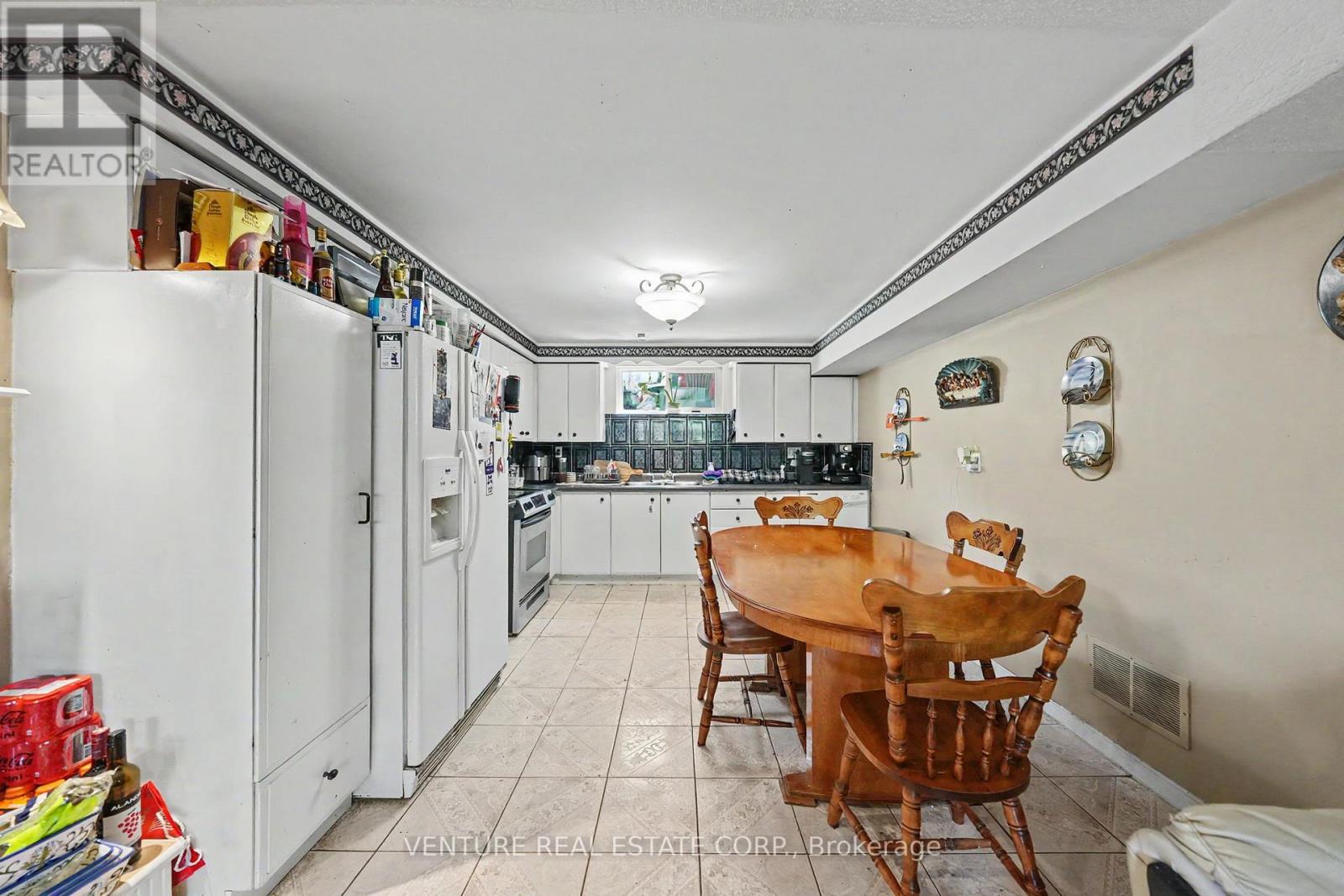346 Centre Street N, Brampton, Ontario  L6V 3B5 - Photo 38 - W13214836