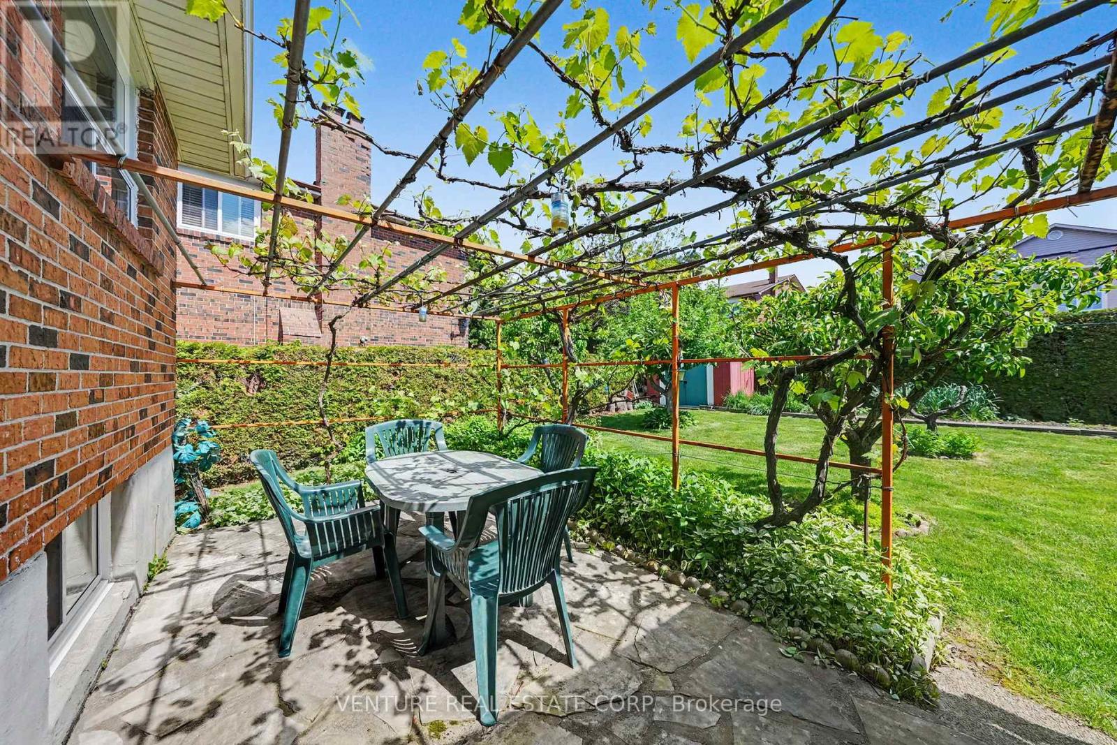 346 Centre Street N, Brampton, Ontario  L6V 3B5 - Photo 46 - W13214836