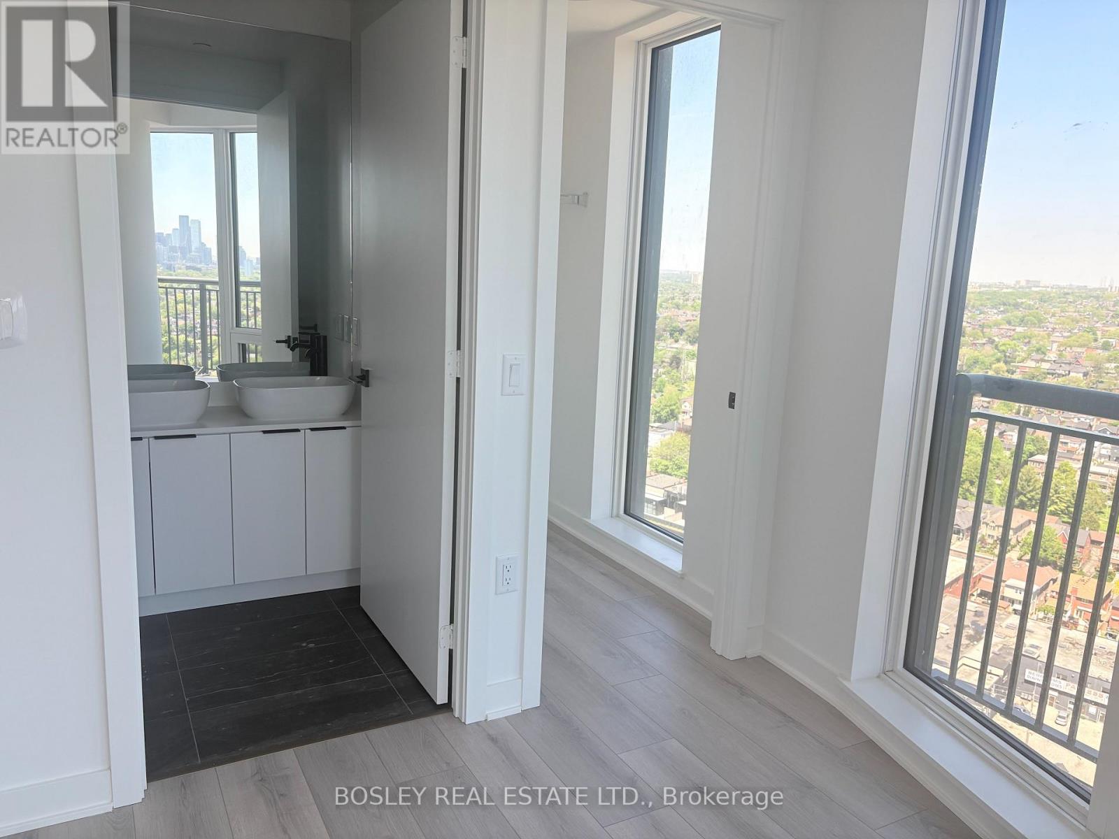 2207 - 1185 Dupont Avenue, Toronto, Ontario  M6H 0G5 - Photo 17 - W13214868