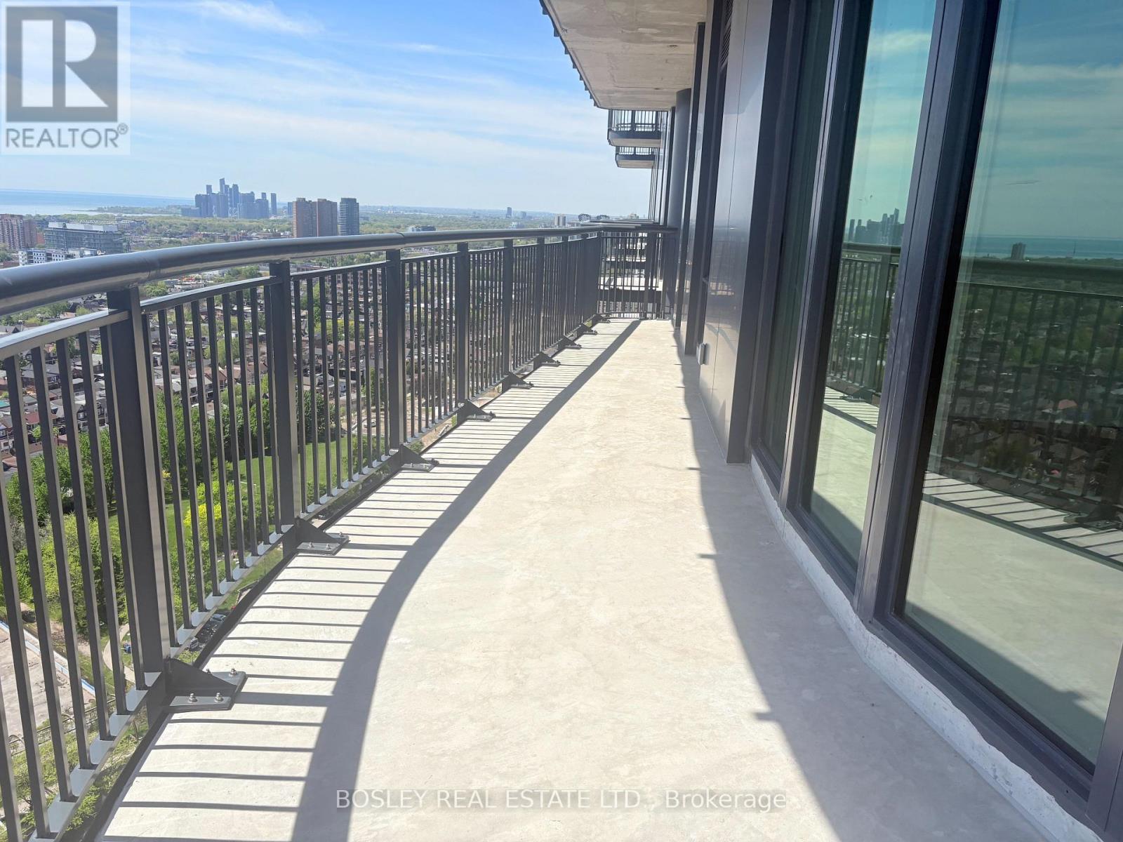 2207 - 1185 Dupont Avenue, Toronto, Ontario  M6H 0G5 - Photo 21 - W13214868
