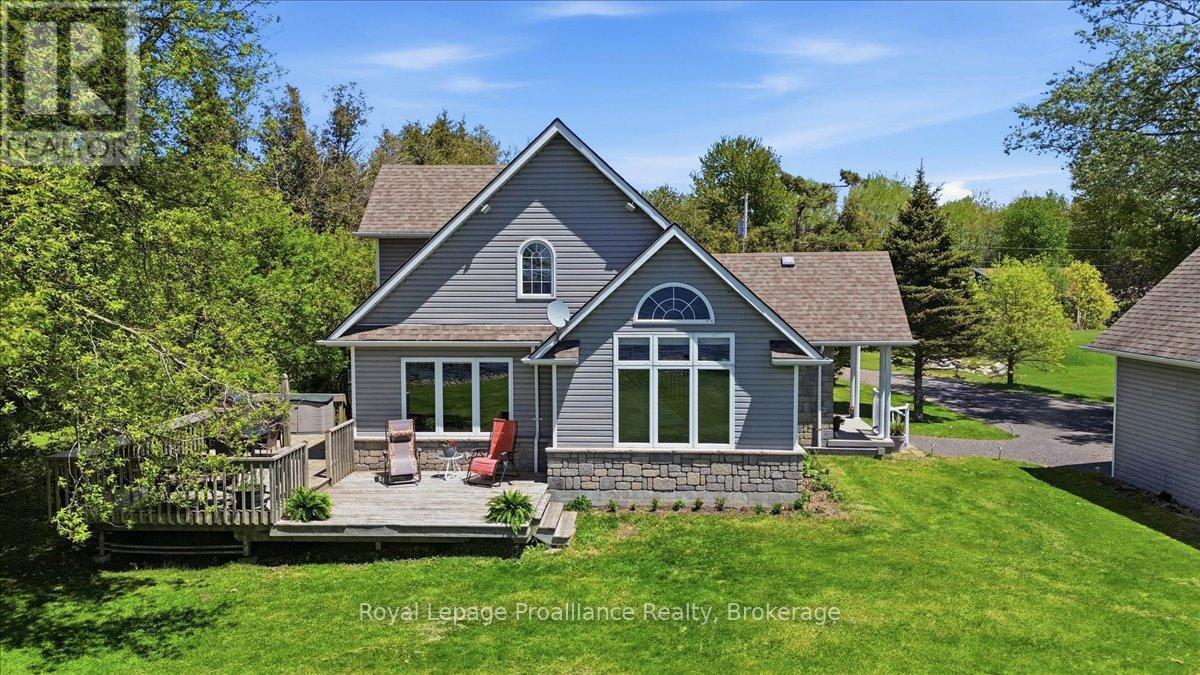 233 PARKVIEW ROAD, Prince Edward County, Ontario