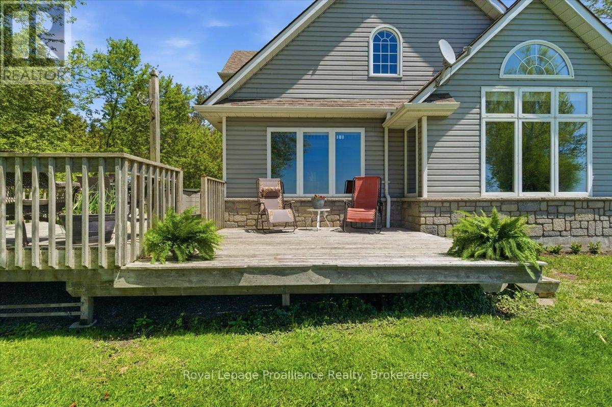 233 Parkview Road, Prince Edward County, Ontario  K0K 1L0 - Photo 37 - X13215014
