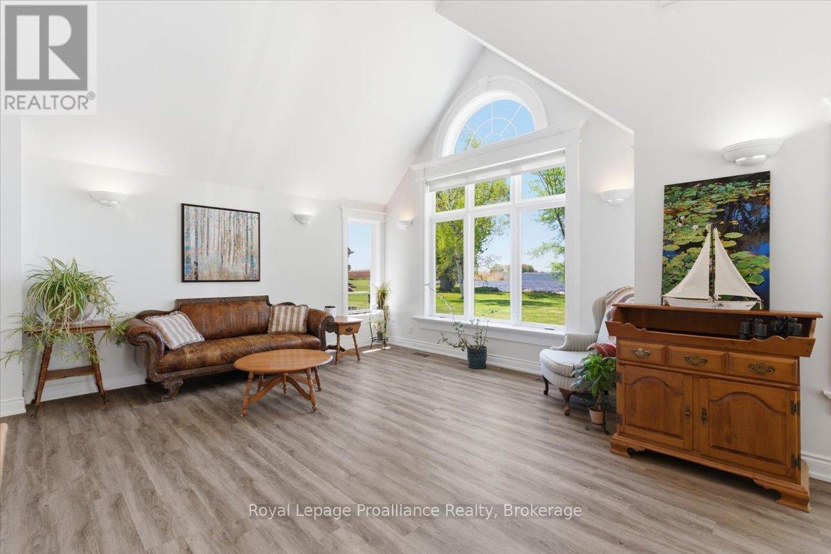 233 Parkview Road, Prince Edward County, Ontario  K0K 1L0 - Photo 7 - X13215014