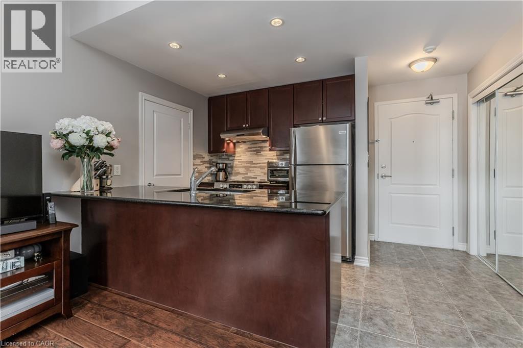 5327 Upper Middle Road Unit# 205, Burlington, Ontario  L7L 0E9 - Photo 3 - 40833260