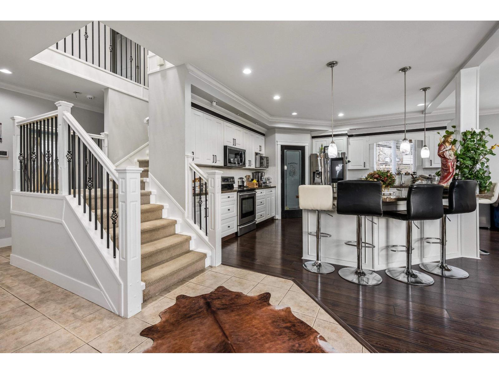 35527 Zanatta Place, Abbotsford, British Columbia  V3G 0B4 - Photo 6 - R3128805