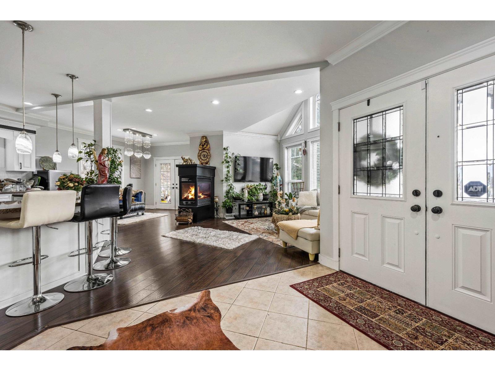 35527 Zanatta Place, Abbotsford, British Columbia  V3G 0B4 - Photo 5 - R3128805