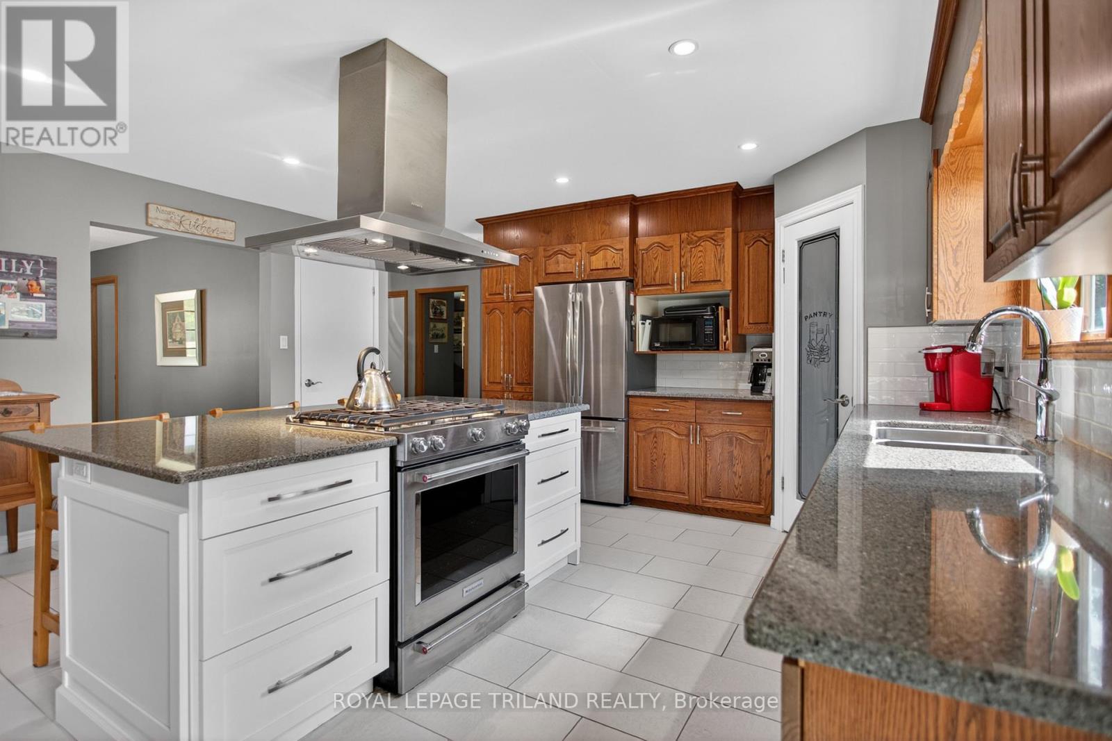 8651 Irish Drive, Strathroy-Caradoc, Ontario  N0L 1W0 - Photo 12 - X13215000