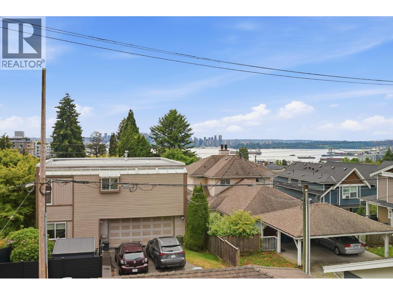 203 W 6th Street, North Vancouver, British Columbia  V7M 1K7 - Photo 23 - R3129561