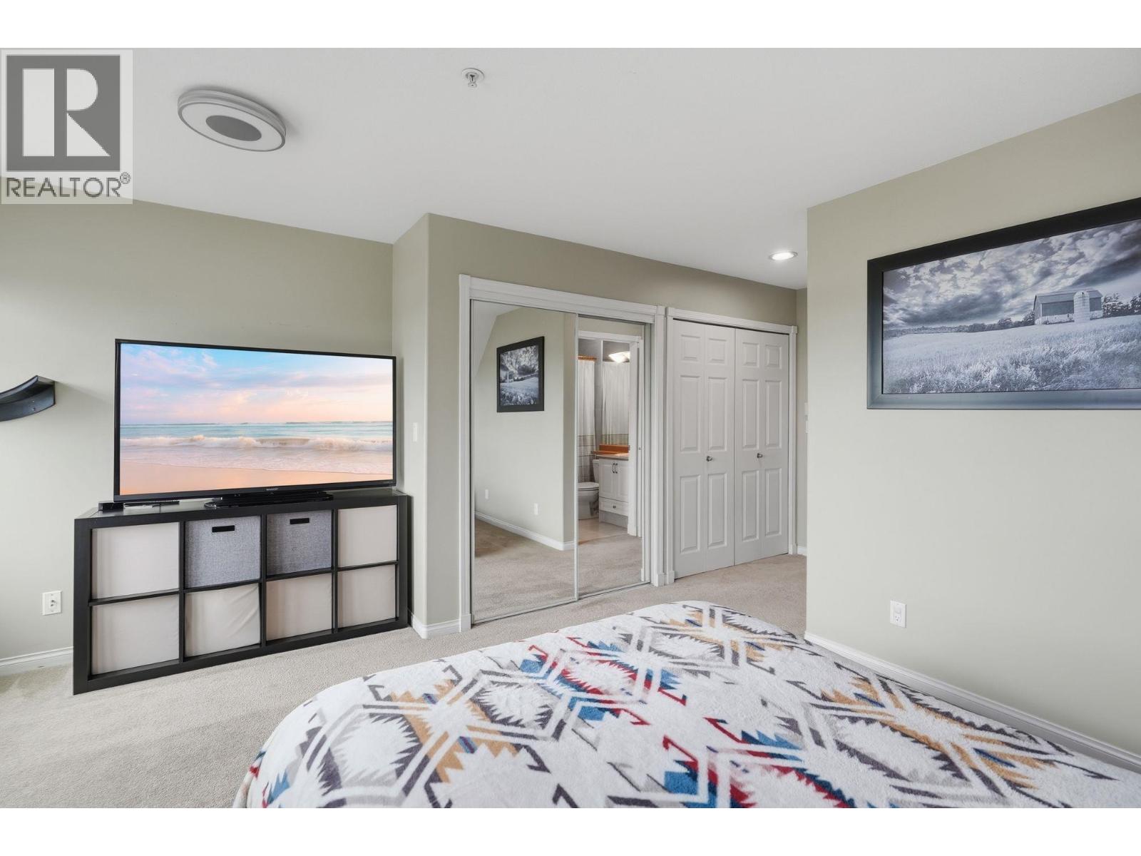 203 W 6th Street, North Vancouver, British Columbia  V7M 1K7 - Photo 16 - R3129561