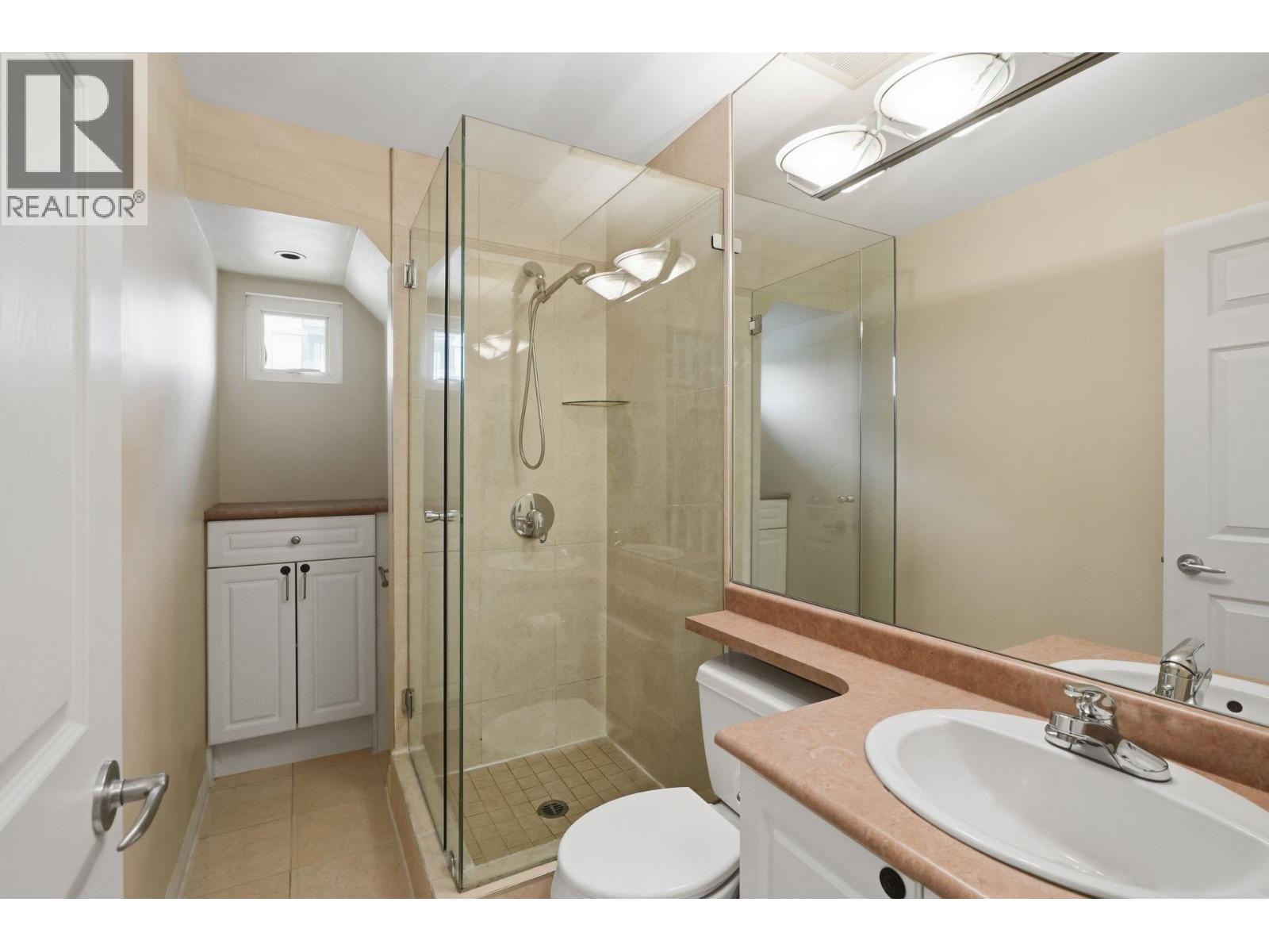 203 W 6th Street, North Vancouver, British Columbia  V7M 1K7 - Photo 19 - R3129561