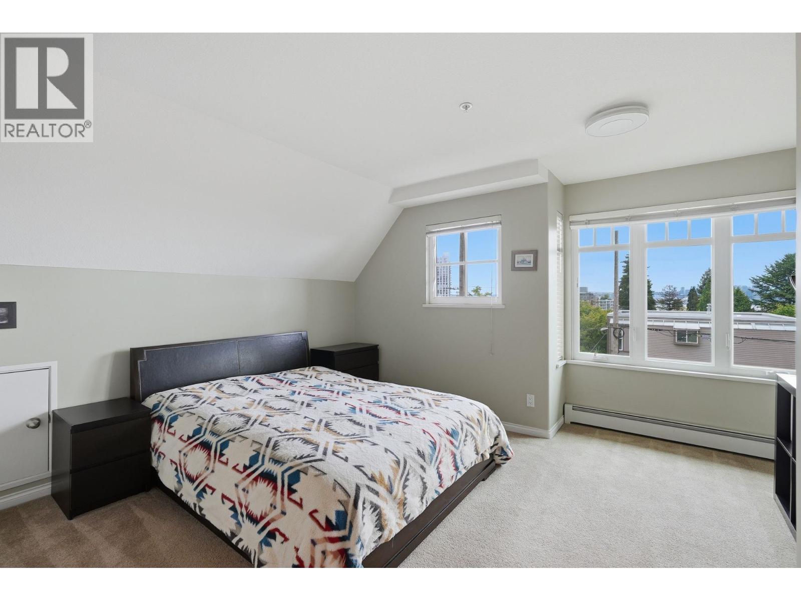 203 W 6th Street, North Vancouver, British Columbia  V7M 1K7 - Photo 15 - R3129561