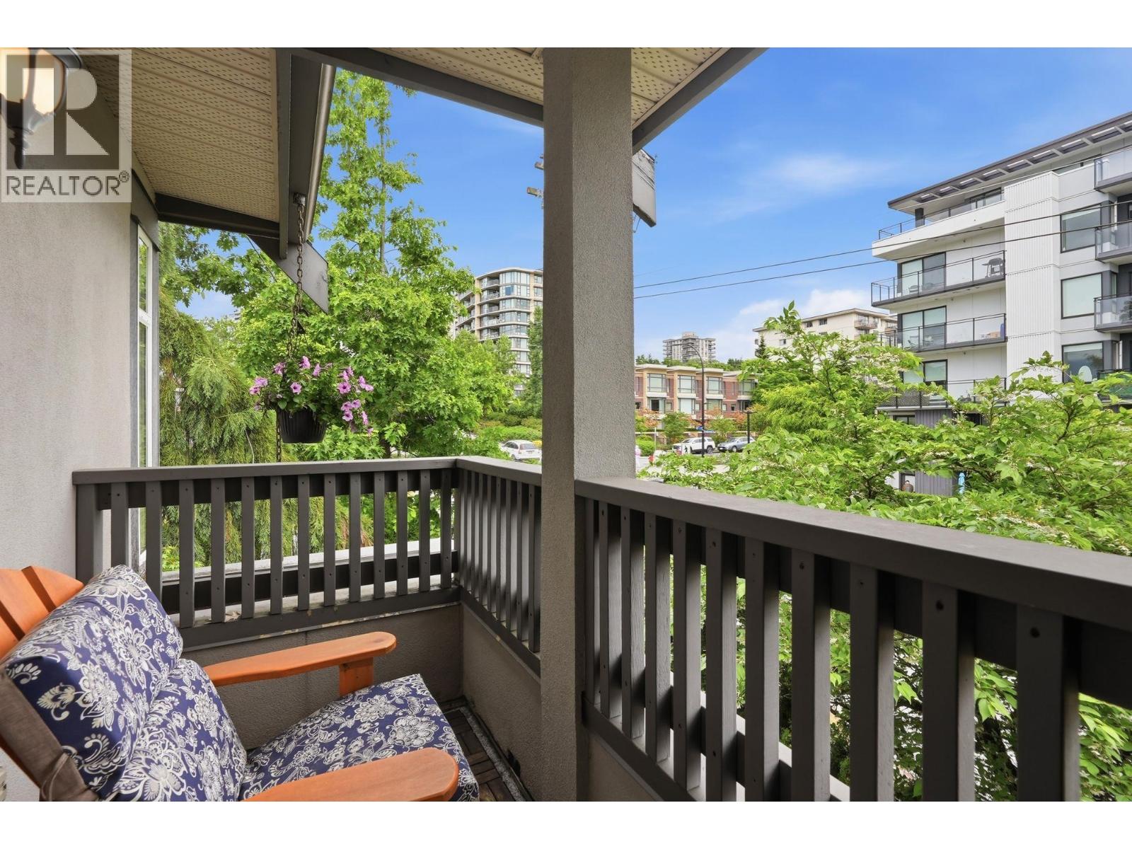 203 W 6th Street, North Vancouver, British Columbia  V7M 1K7 - Photo 24 - R3129561
