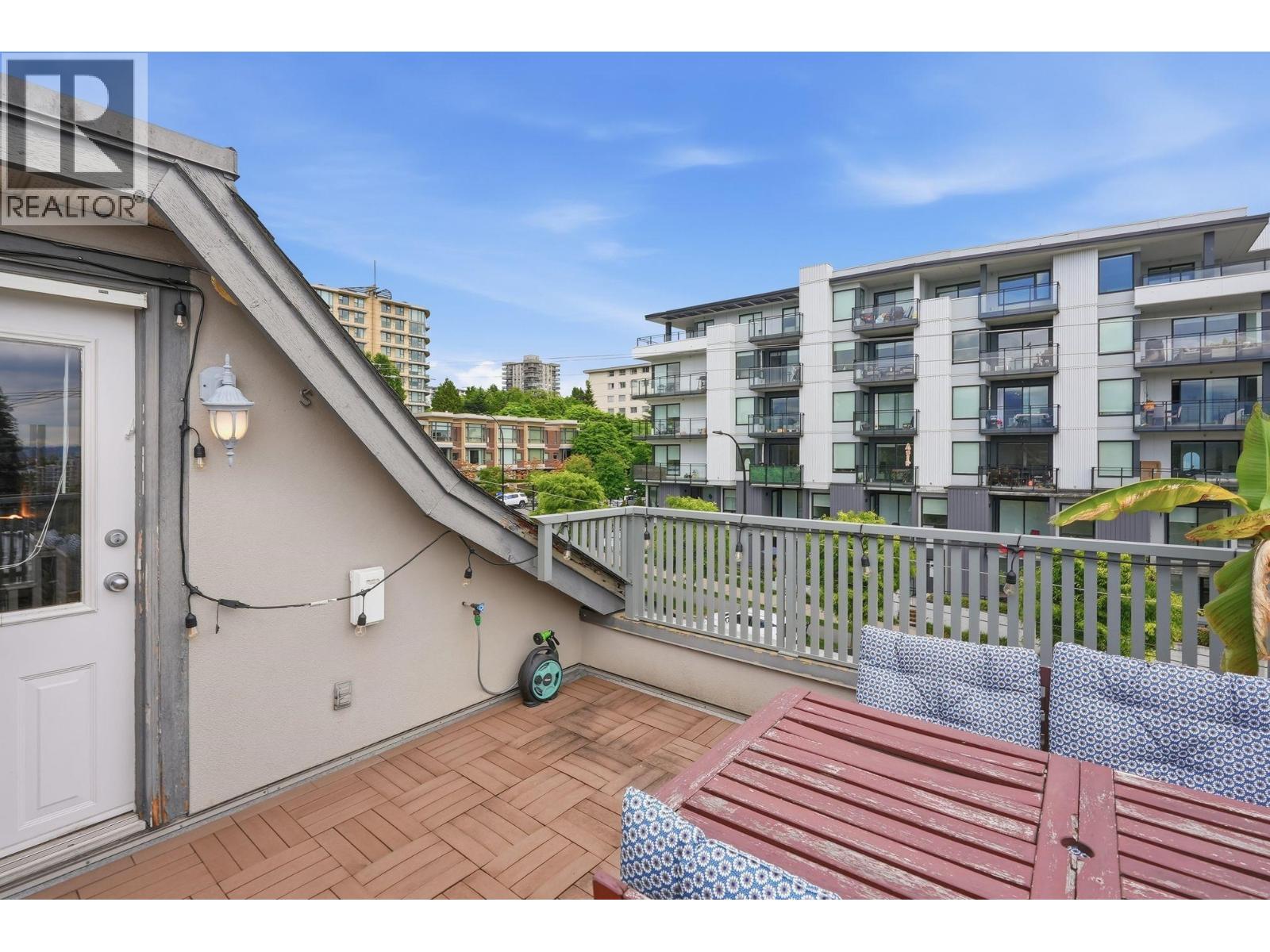 203 W 6th Street, North Vancouver, British Columbia  V7M 1K7 - Photo 27 - R3129561