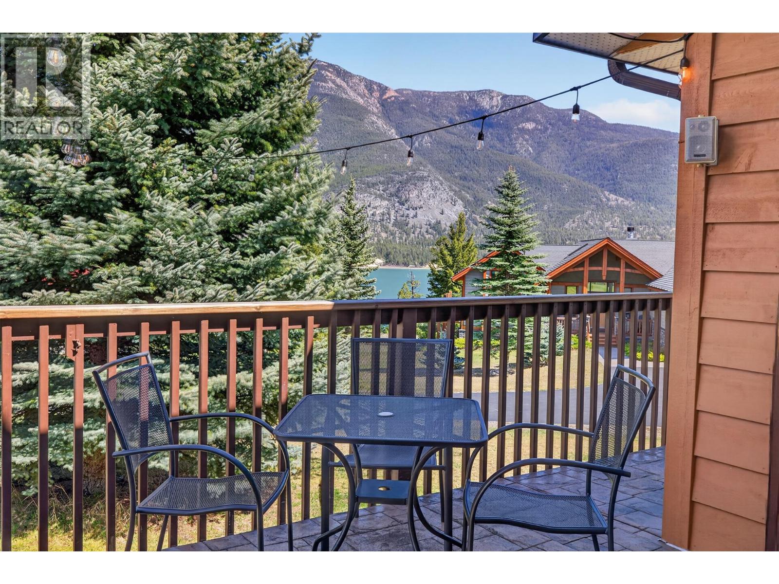 4484 Spruce Bay, Fairmont Hot Springs, British Columbia  V0B 1L2 - Photo 11 - 10384391