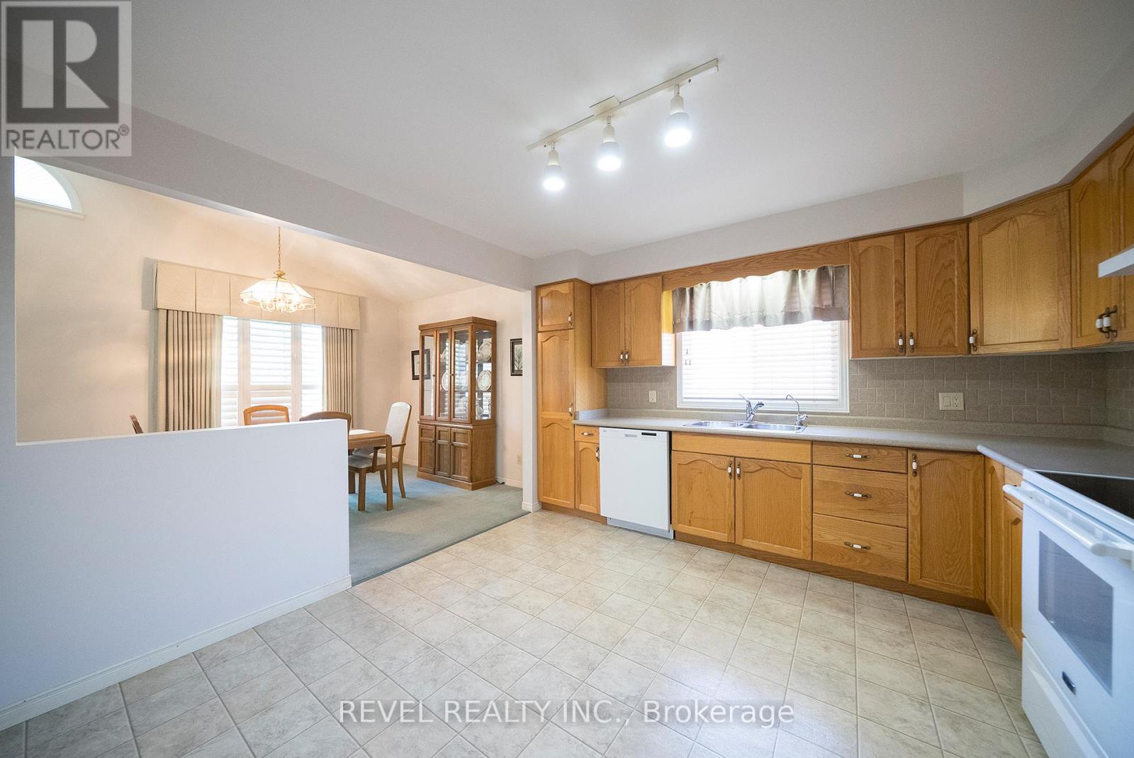 23 Trillium Way, Brantford, Ontario  N3R 7T7 - Photo 10 - X13214568
