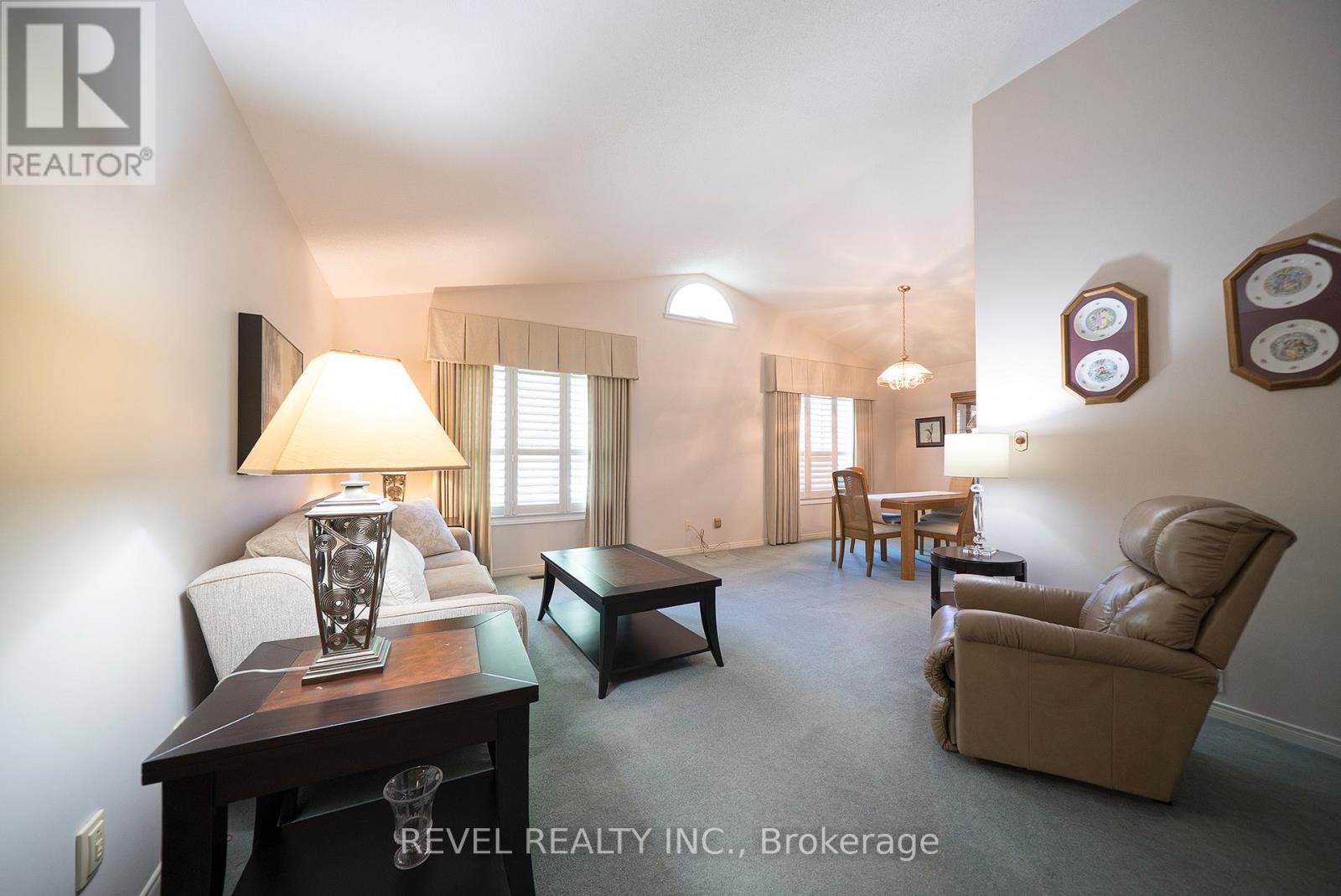 23 Trillium Way, Brantford, Ontario  N3R 7T7 - Photo 4 - X13214568