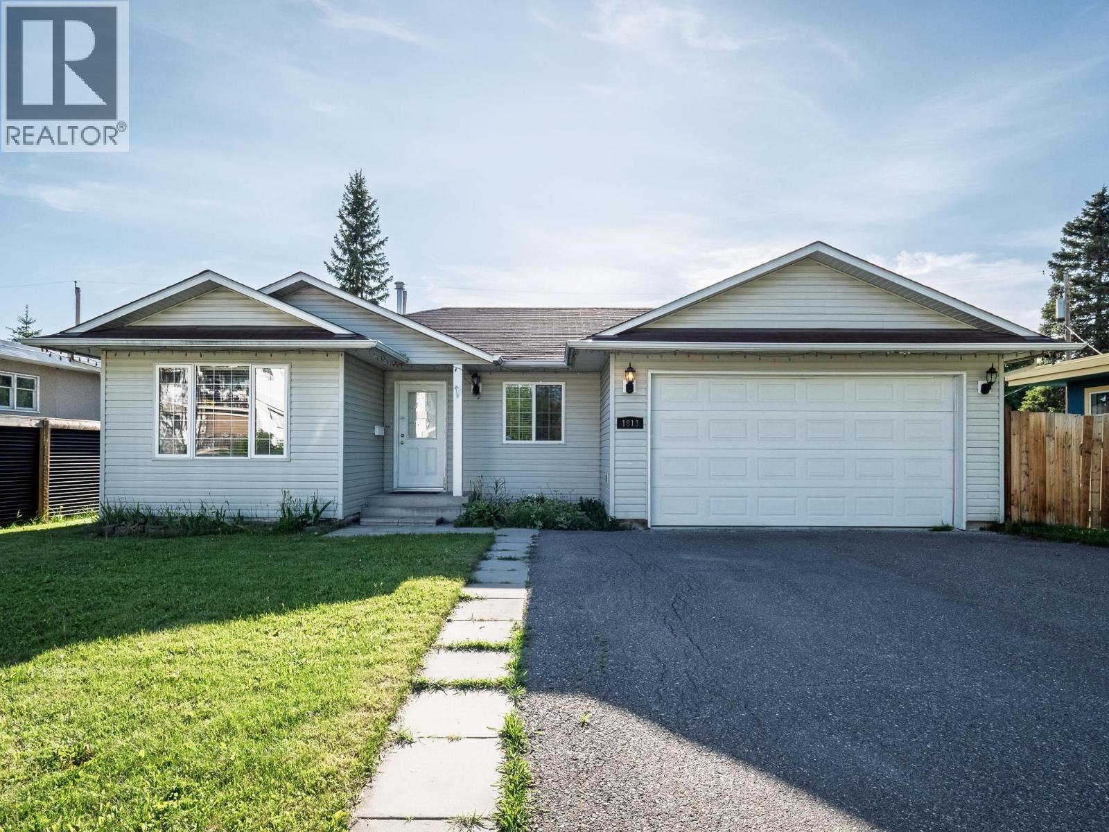 1813 Gorse Street, Prince George, British Columbia  V2L 1G7 - Photo 1 - R3129693