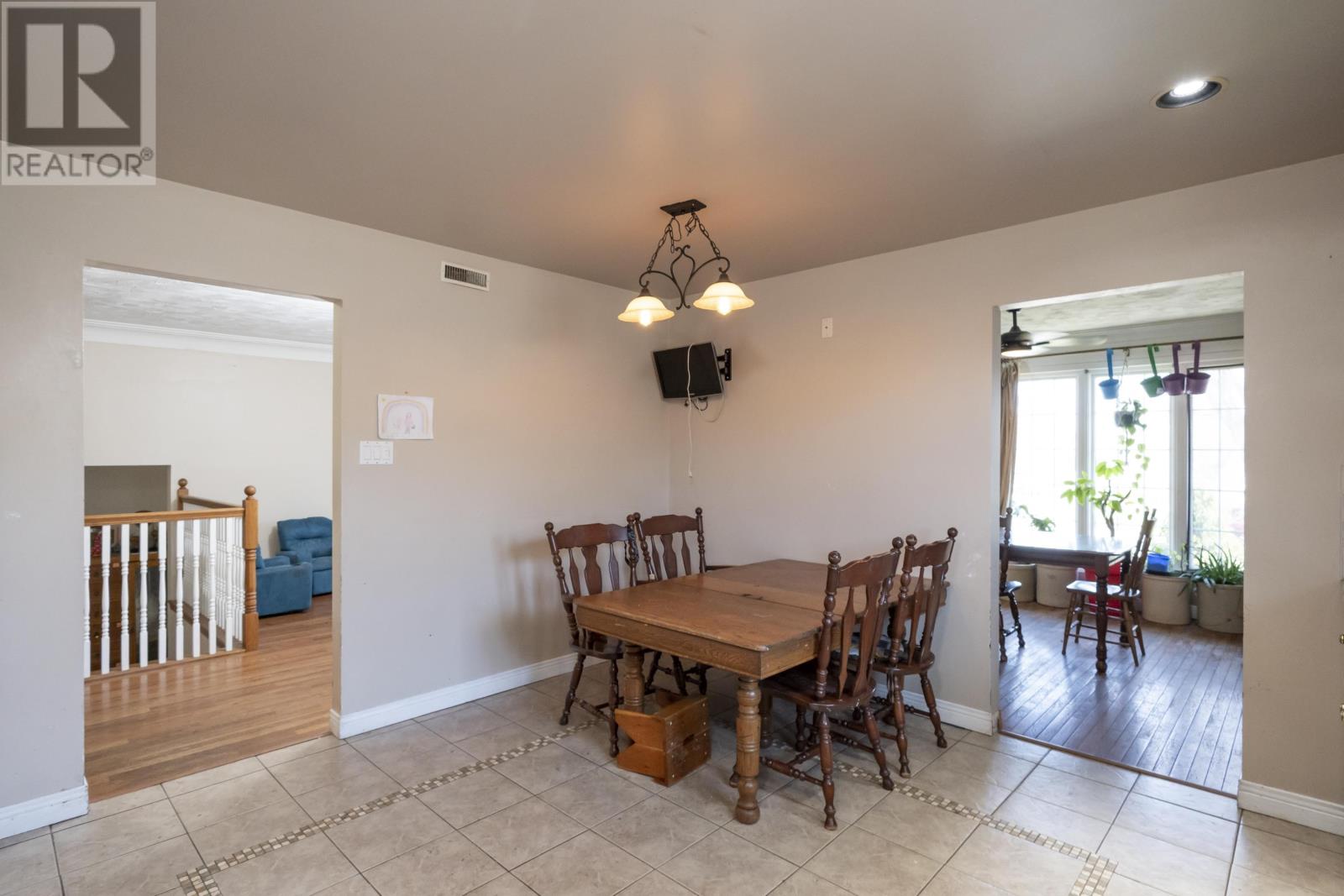 215 Linden Ct, Thunder Bay, Ontario  P7B 6R6 - Photo 15 - TB2601263