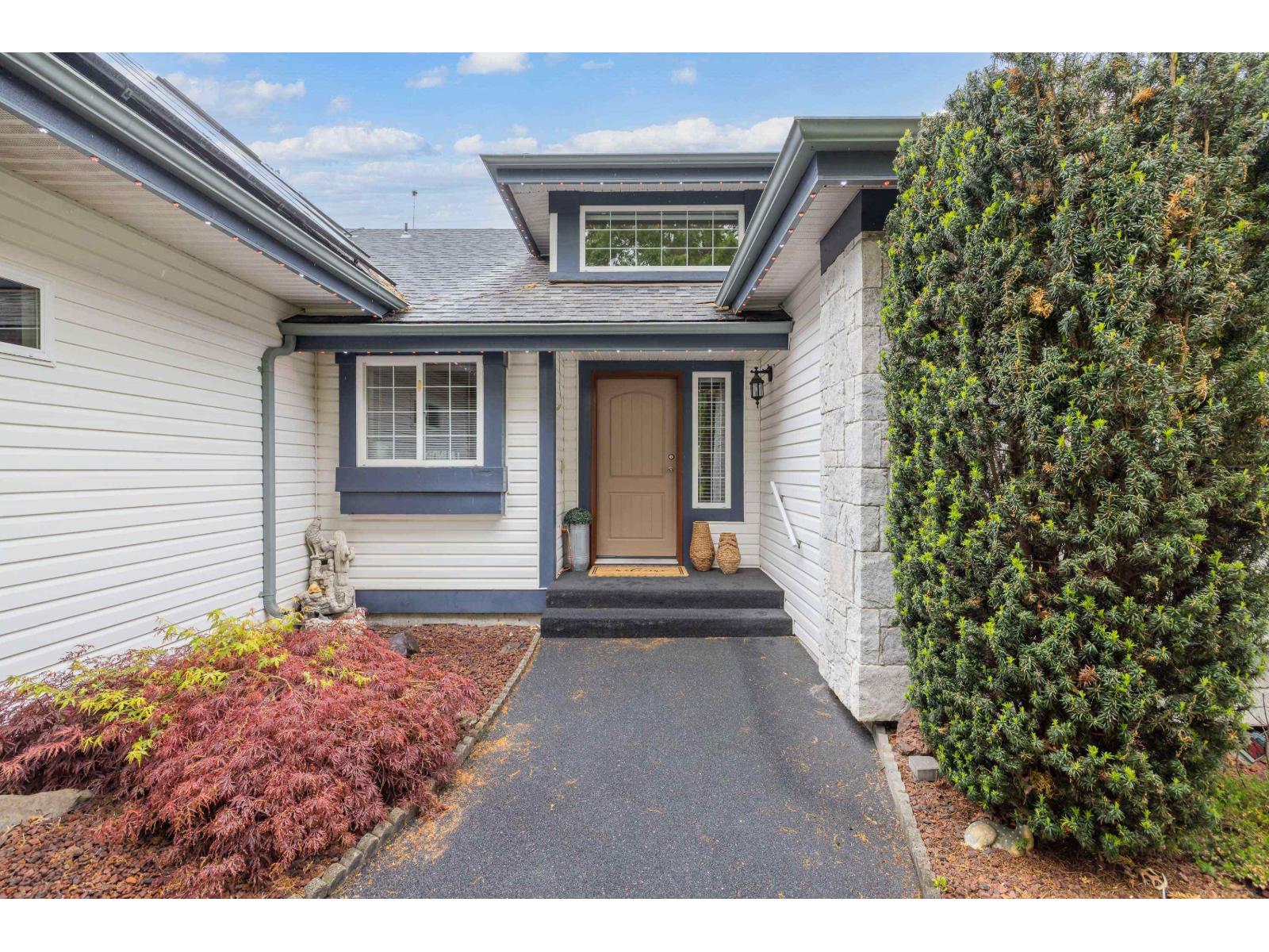 4522 221a Street, Langley, British Columbia  V2Z 1B5 - Photo 3 - R3128964