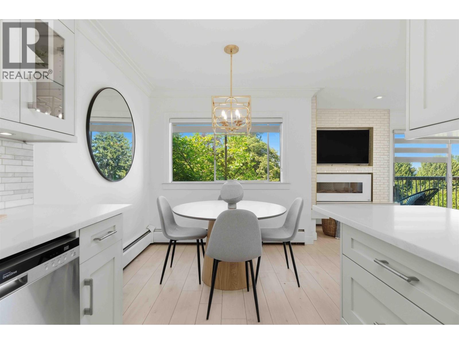 101 330 W 2d Street, North Vancouver, British Columbia  V7M 1E1 - Photo 12 - R3129641