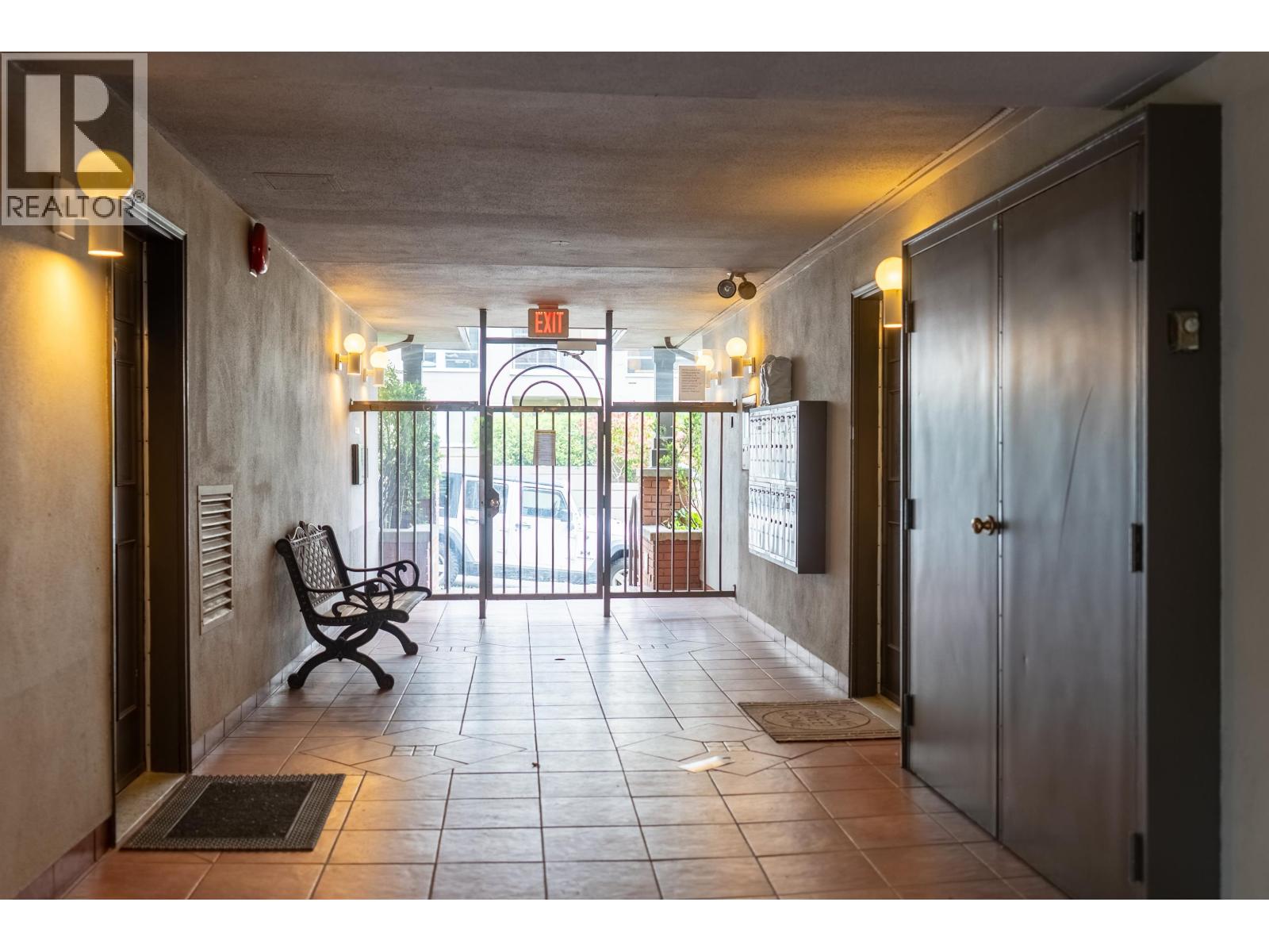 101 2412 Alder Street, Vancouver, British Columbia V6H 3Z4 - Photo 6 - R3129663