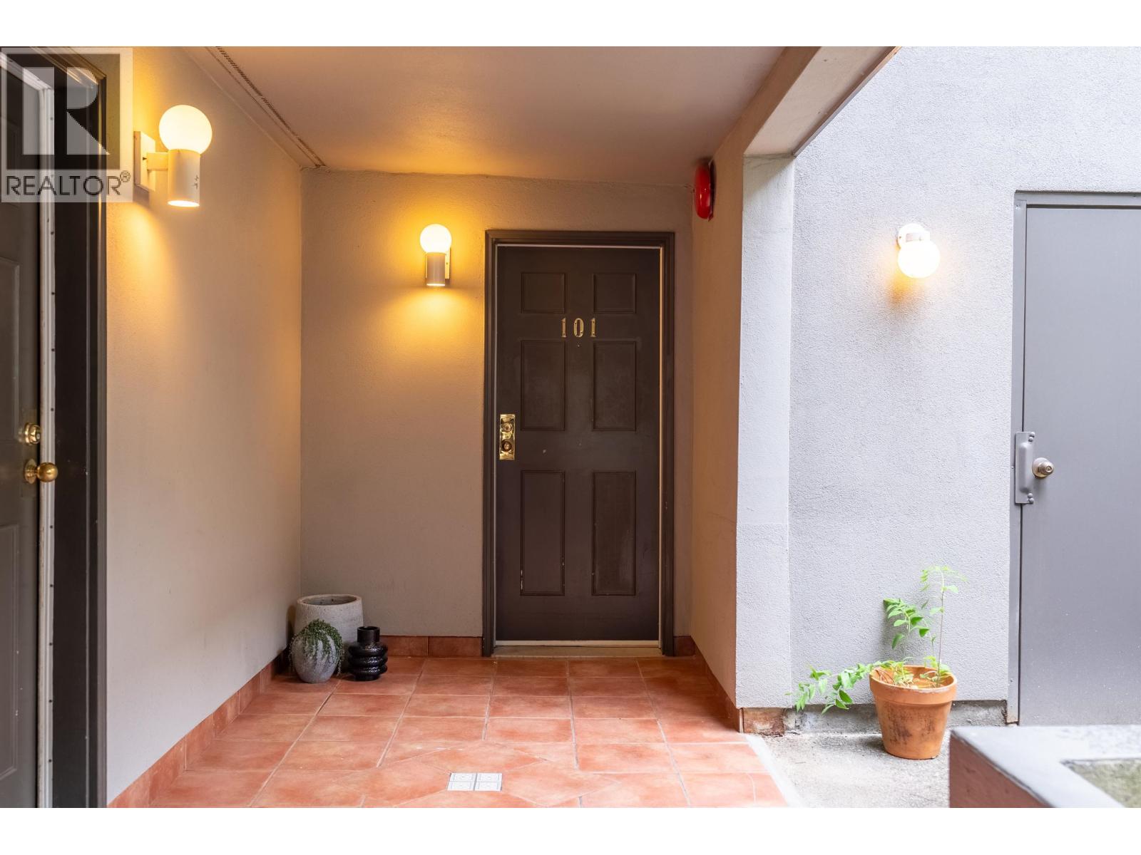 101 2412 Alder Street, Vancouver, British Columbia V6H 3Z4 - Photo 8 - R3129663