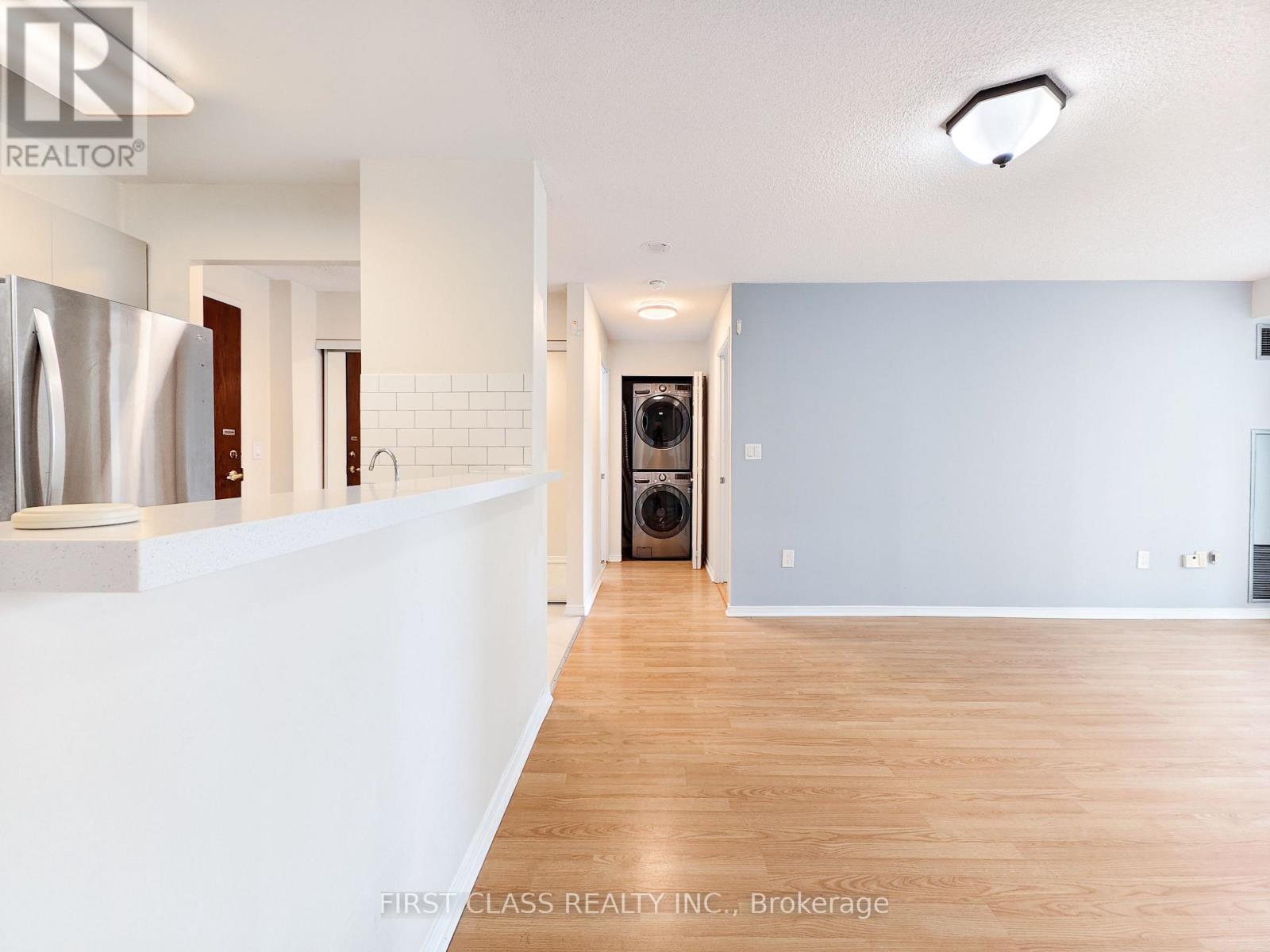 606 - 8 Pemberton Avenue, Toronto, Ontario  M2M 4K8 - Photo 11 - C13214956