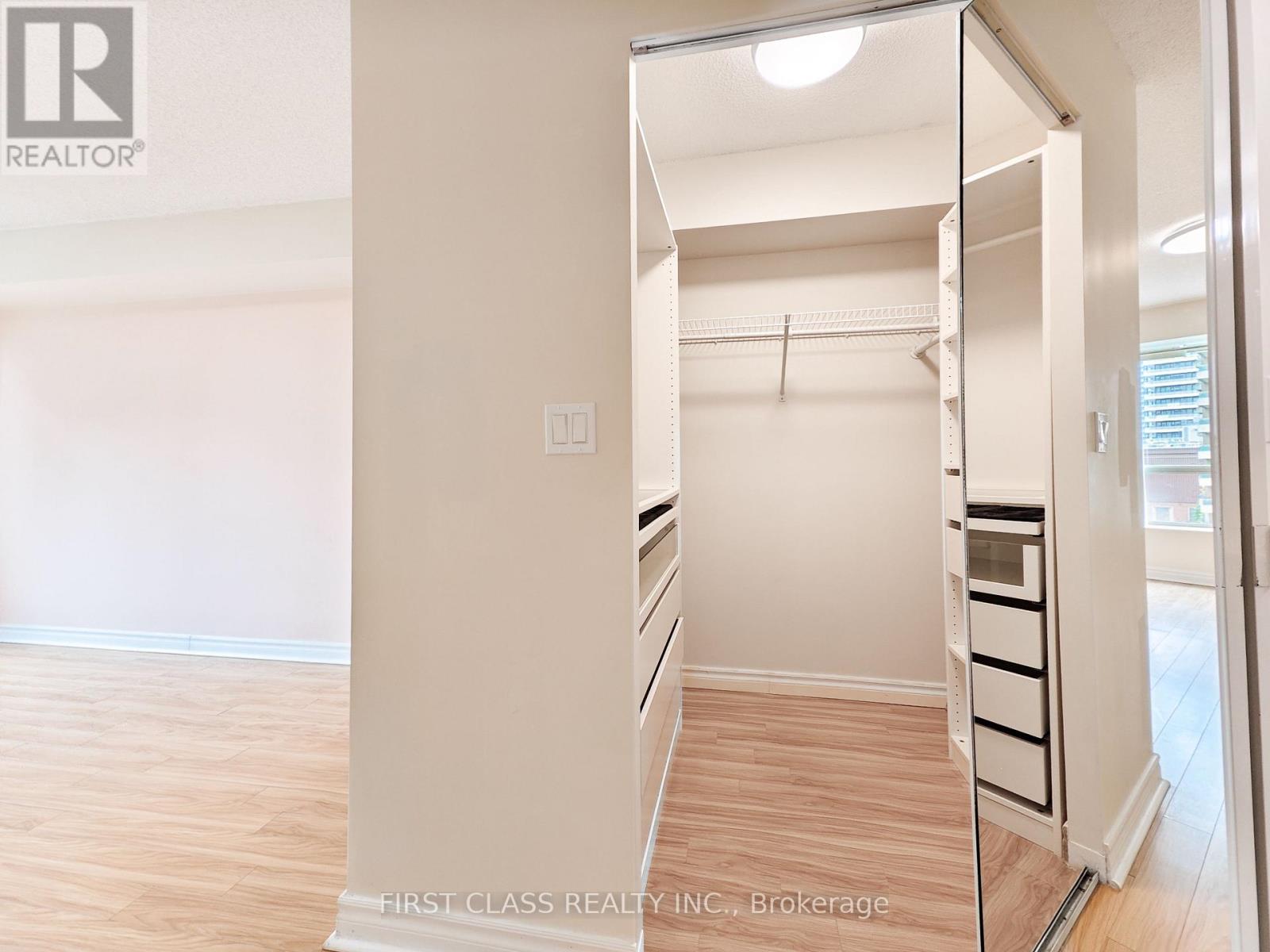 606 - 8 Pemberton Avenue, Toronto, Ontario  M2M 4K8 - Photo 13 - C13214956