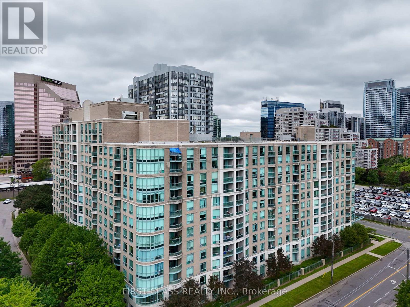 606 - 8 Pemberton Avenue, Toronto, Ontario  M2M 4K8 - Photo 2 - C13214956