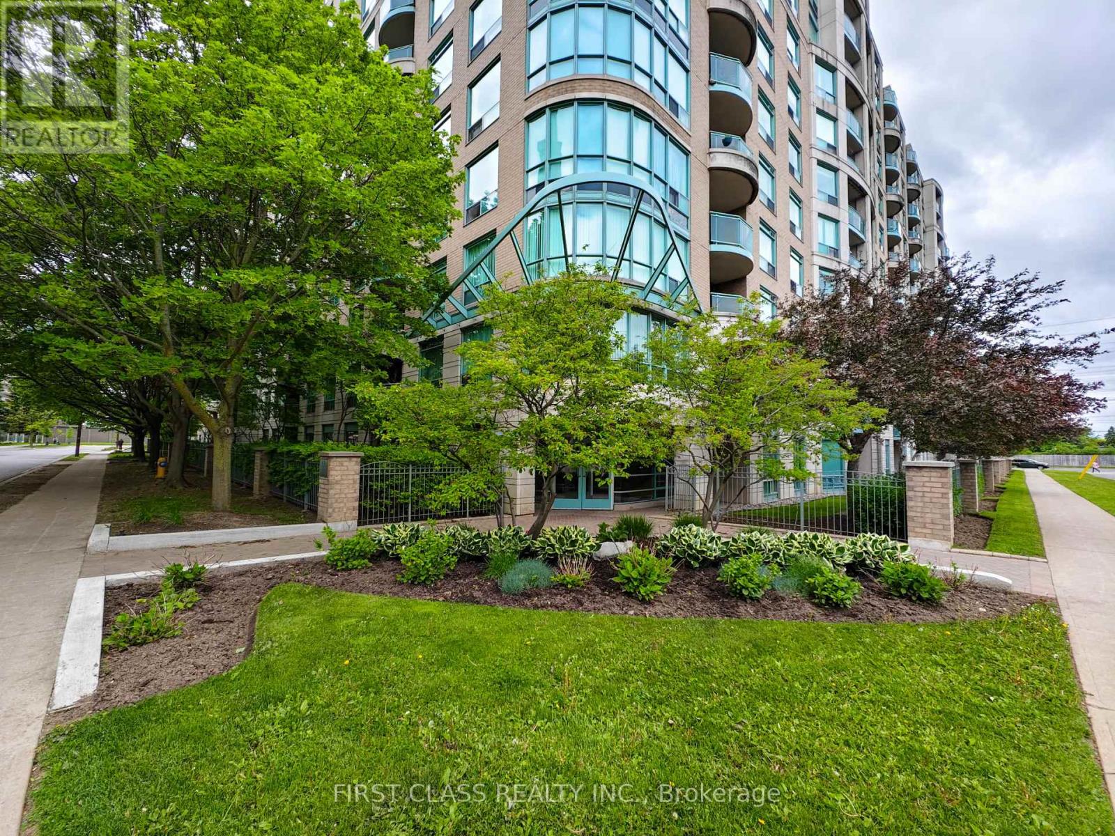 606 - 8 Pemberton Avenue, Toronto, Ontario  M2M 4K8 - Photo 32 - C13214956