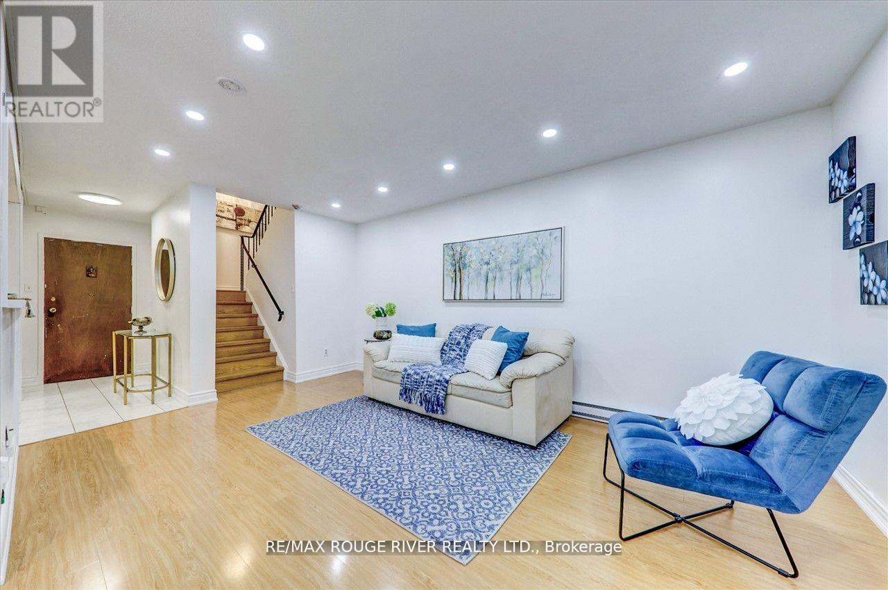 21 - 25 Pebble Byway, Toronto, Ontario  M2H 3J6 - Photo 10 - C13214986
