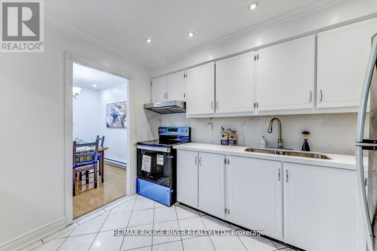 21 - 25 Pebble Byway, Toronto, Ontario  M2H 3J6 - Photo 12 - C13214994