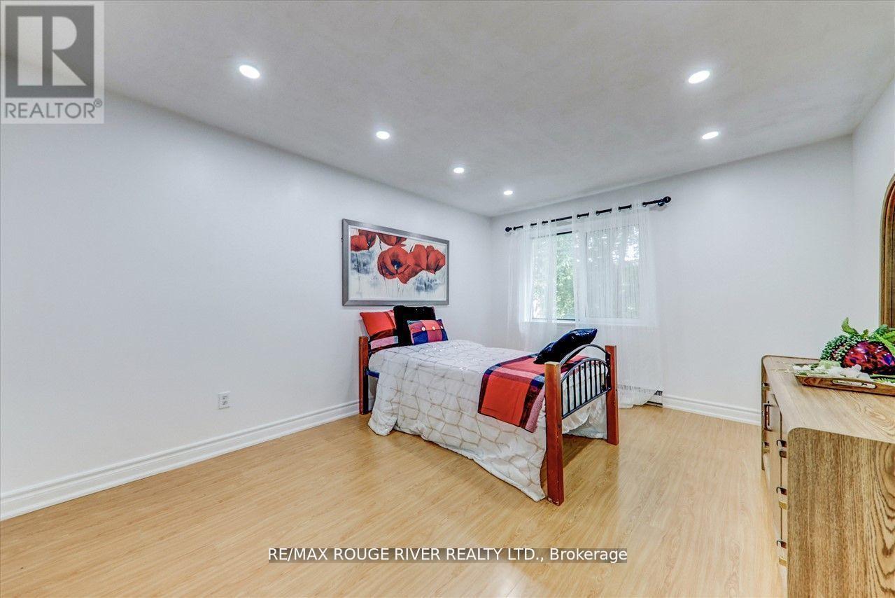 21 - 25 Pebble Byway, Toronto, Ontario  M2H 3J6 - Photo 18 - C13214994