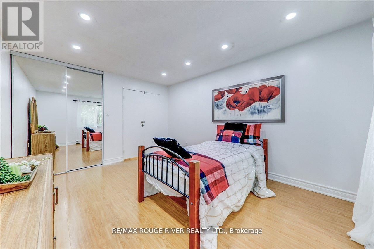 21 - 25 Pebble Byway, Toronto, Ontario  M2H 3J6 - Photo 19 - C13214994