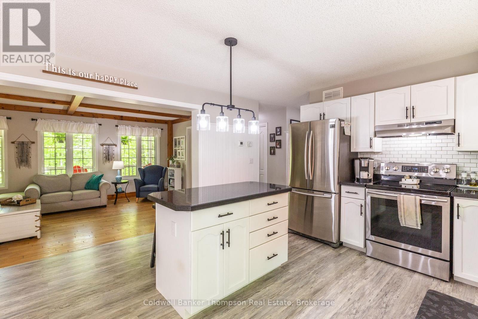1067 Hillside Crescent, Lake Of Bays, Ontario P1H 2J6 - Photo 12 - X13214992