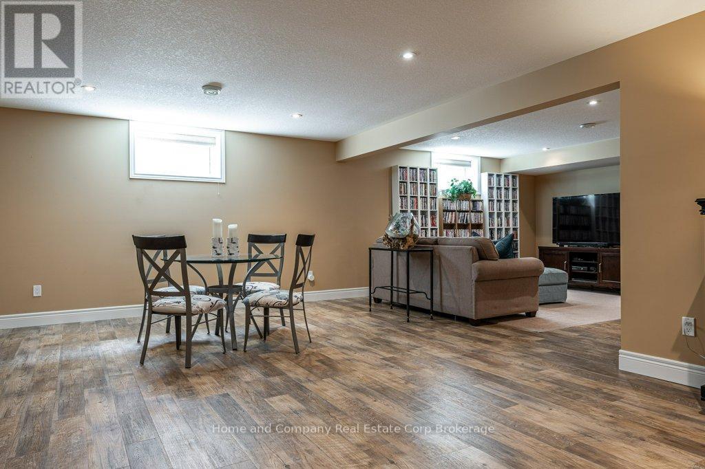 22 Findlay Place, Stratford, Ontario  N5A 0A7 - Photo 27 - X13215006