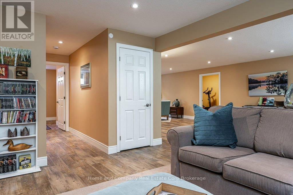 22 Findlay Place, Stratford, Ontario  N5A 0A7 - Photo 29 - X13215006