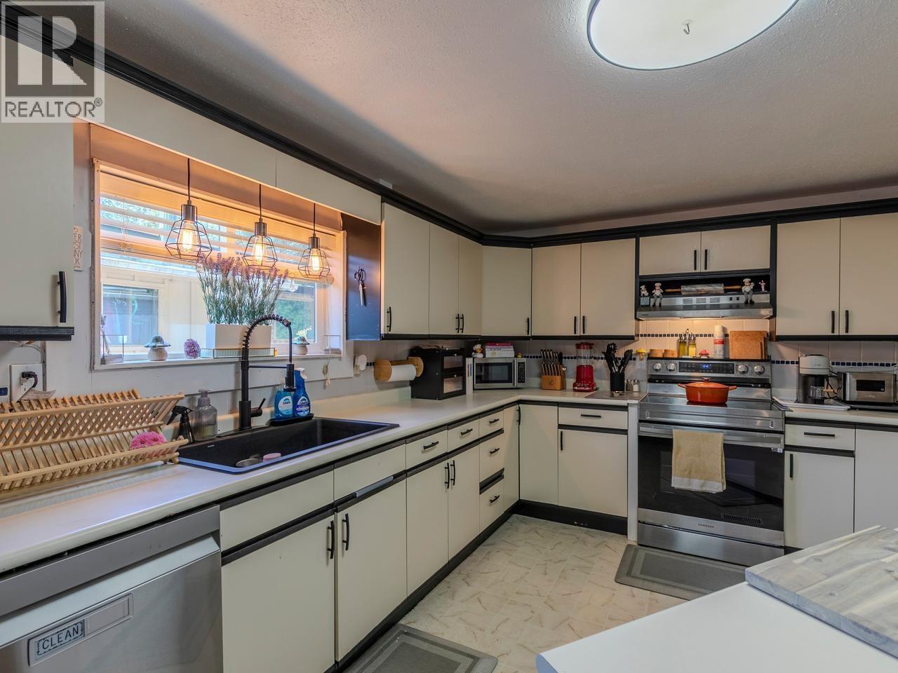 93 40157 Government Road, Squamish, British Columbia  V0N 1T0 - Photo 6 - R3129645