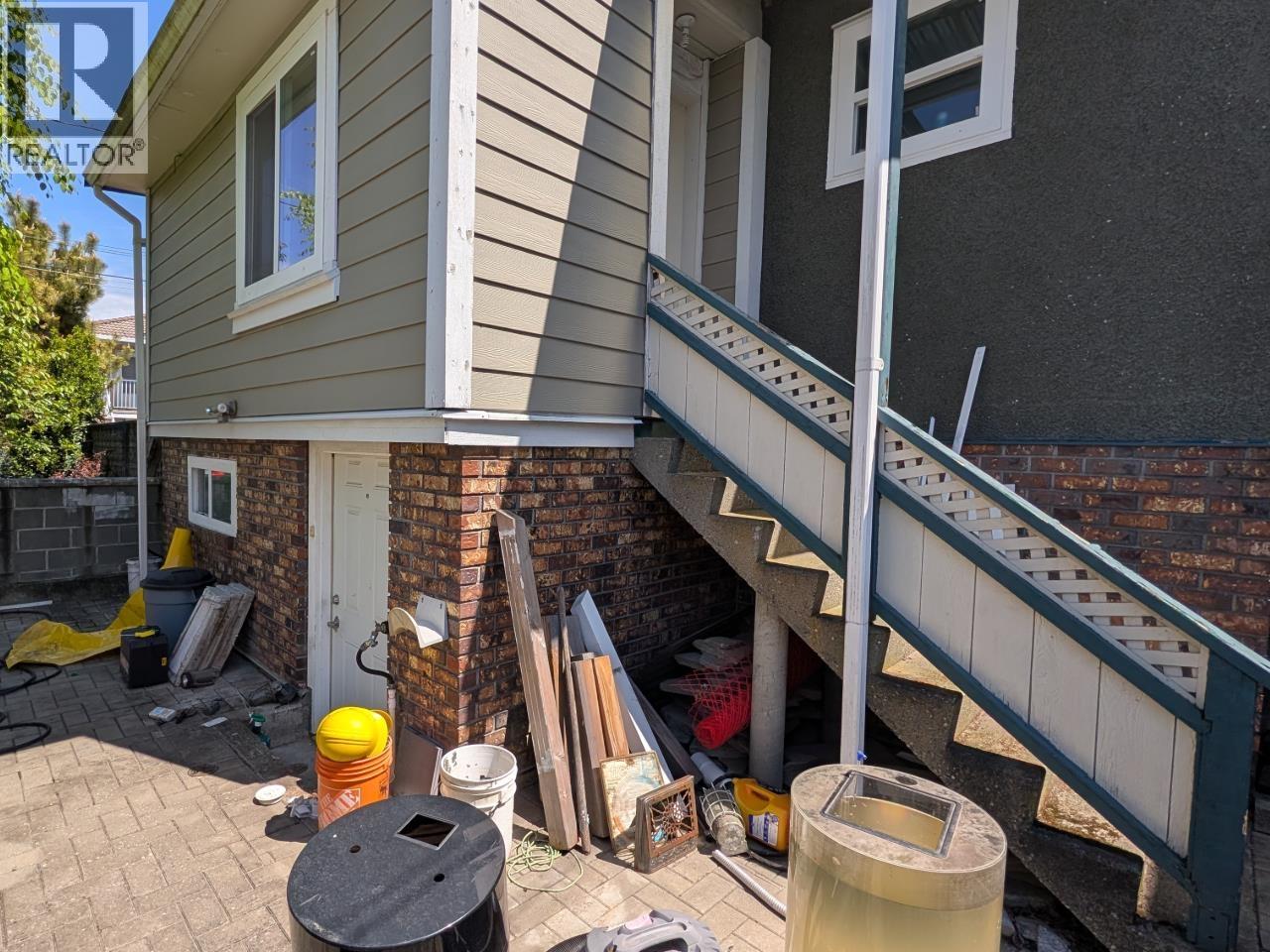 4751 Henry Street, Vancouver, British Columbia V5V 4Z2 - Photo 3 - R3129674