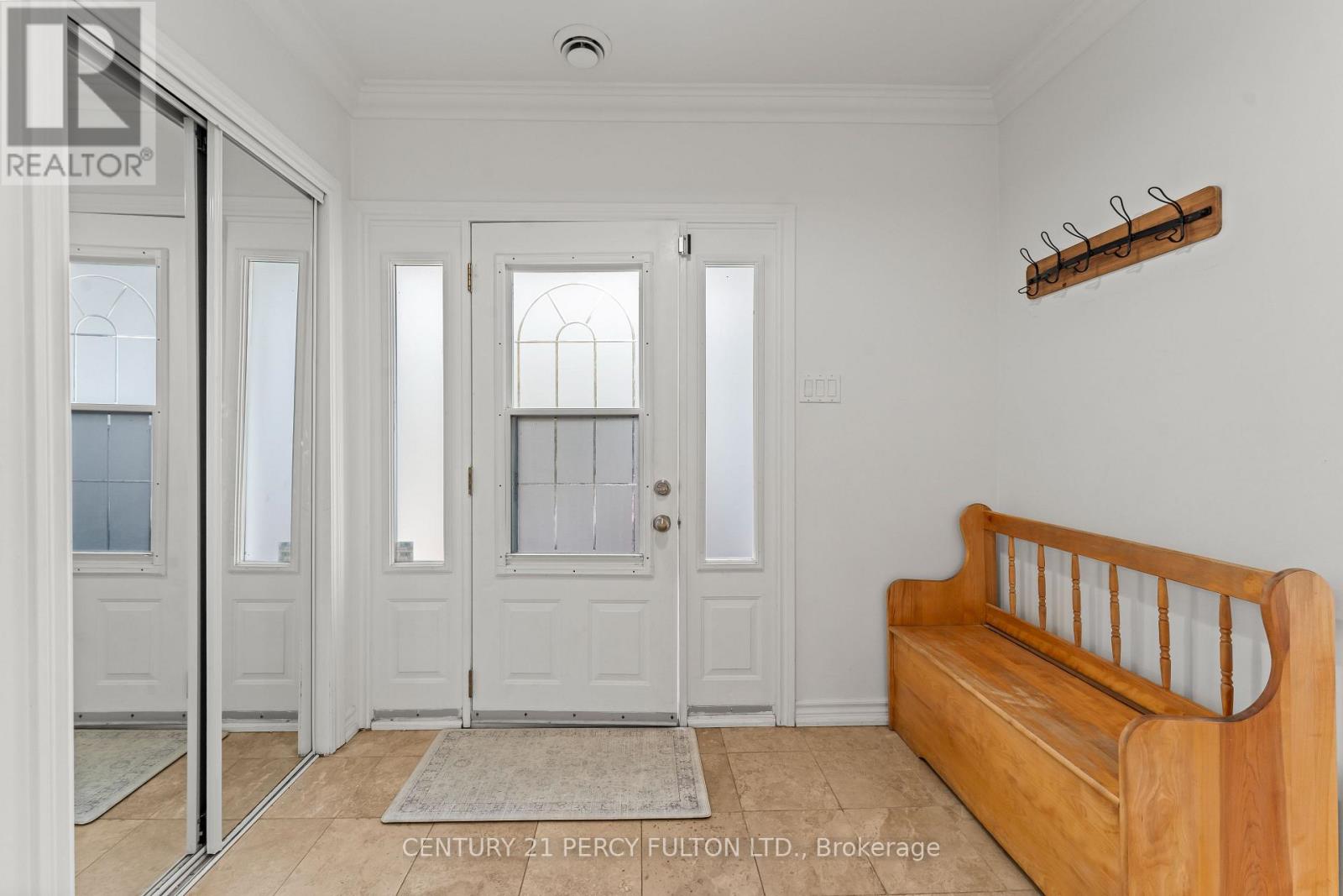 127 Cedar Crest Beach Road, Clarington, Ontario  L1C 3K3 - Photo 4 - E13214988