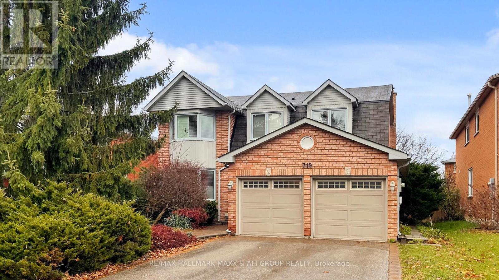 719 Shanahan Boulevard, Newmarket, Ontario  L3X 1P8 - Photo 2 - N13159564