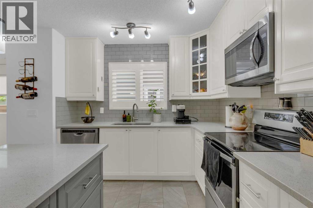 15 Woodglen Road SW, Calgary, Alberta  T2W 4N8 - Photo 10 - A2315611