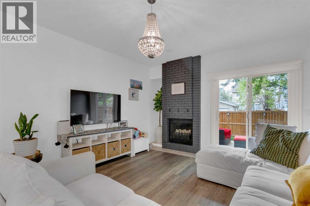 15 Woodglen Road SW, Calgary, Alberta  T2W 4N8 - Photo 12 - A2315611