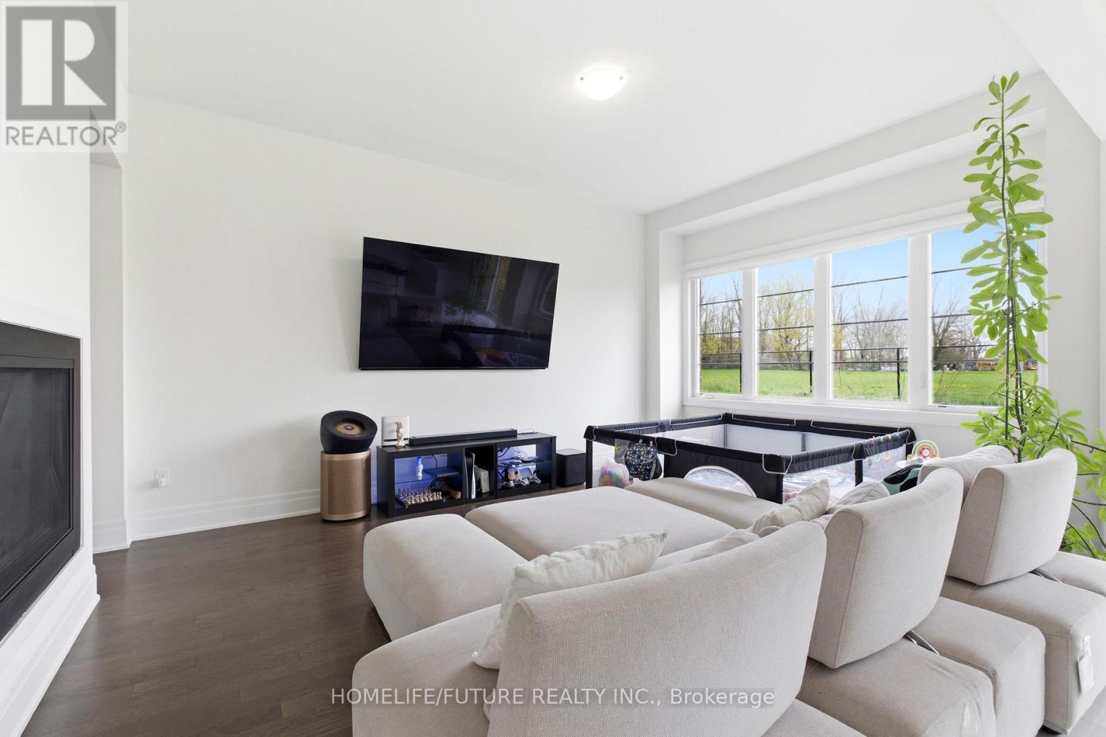 278 Danny Wheeler Boulevard, Georgina, Ontario  L4P 0J9 - Photo 10 - N13214944
