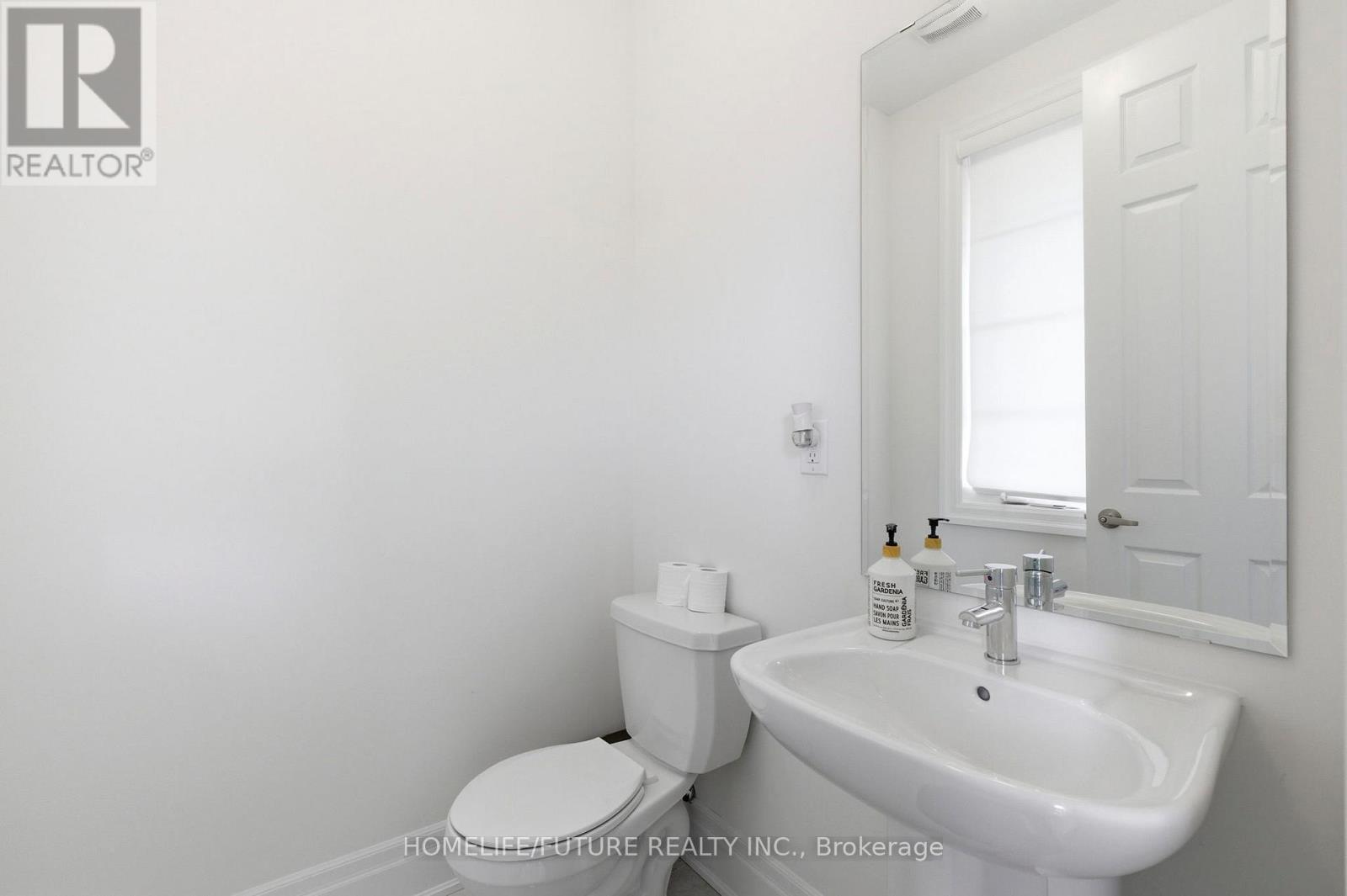 278 Danny Wheeler Boulevard, Georgina, Ontario  L4P 0J9 - Photo 4 - N13214944